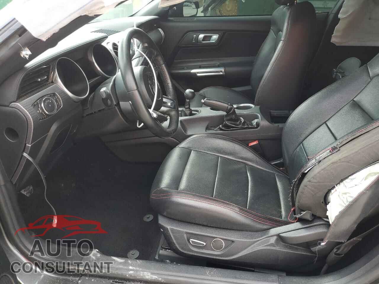 FORD MUSTANG 2019 - 1FA6P8CF8K5101836