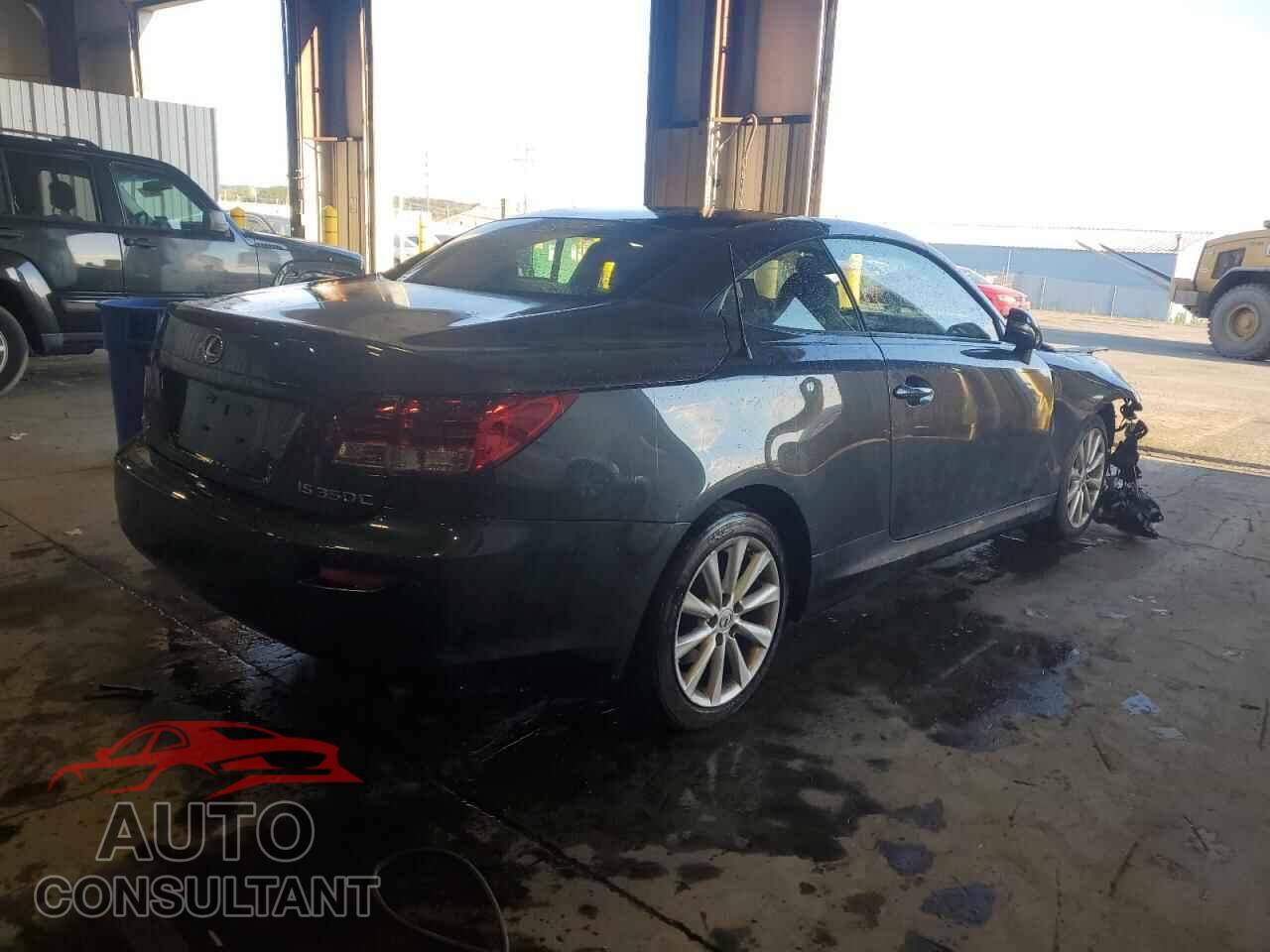 LEXUS IS 2010 - JTHFE2C29A2500196