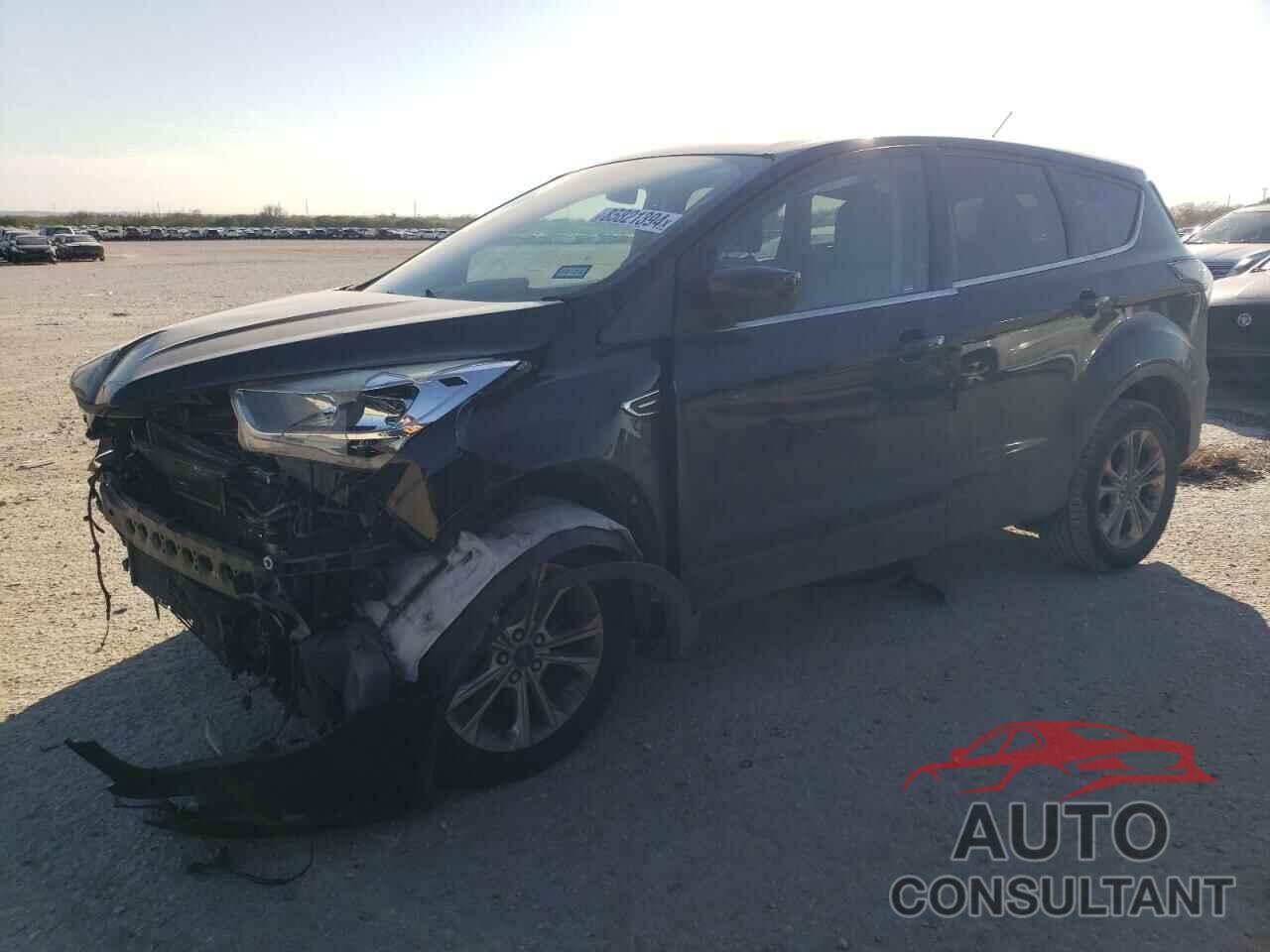 FORD ESCAPE 2017 - 1FMCU0GD1HUA13608