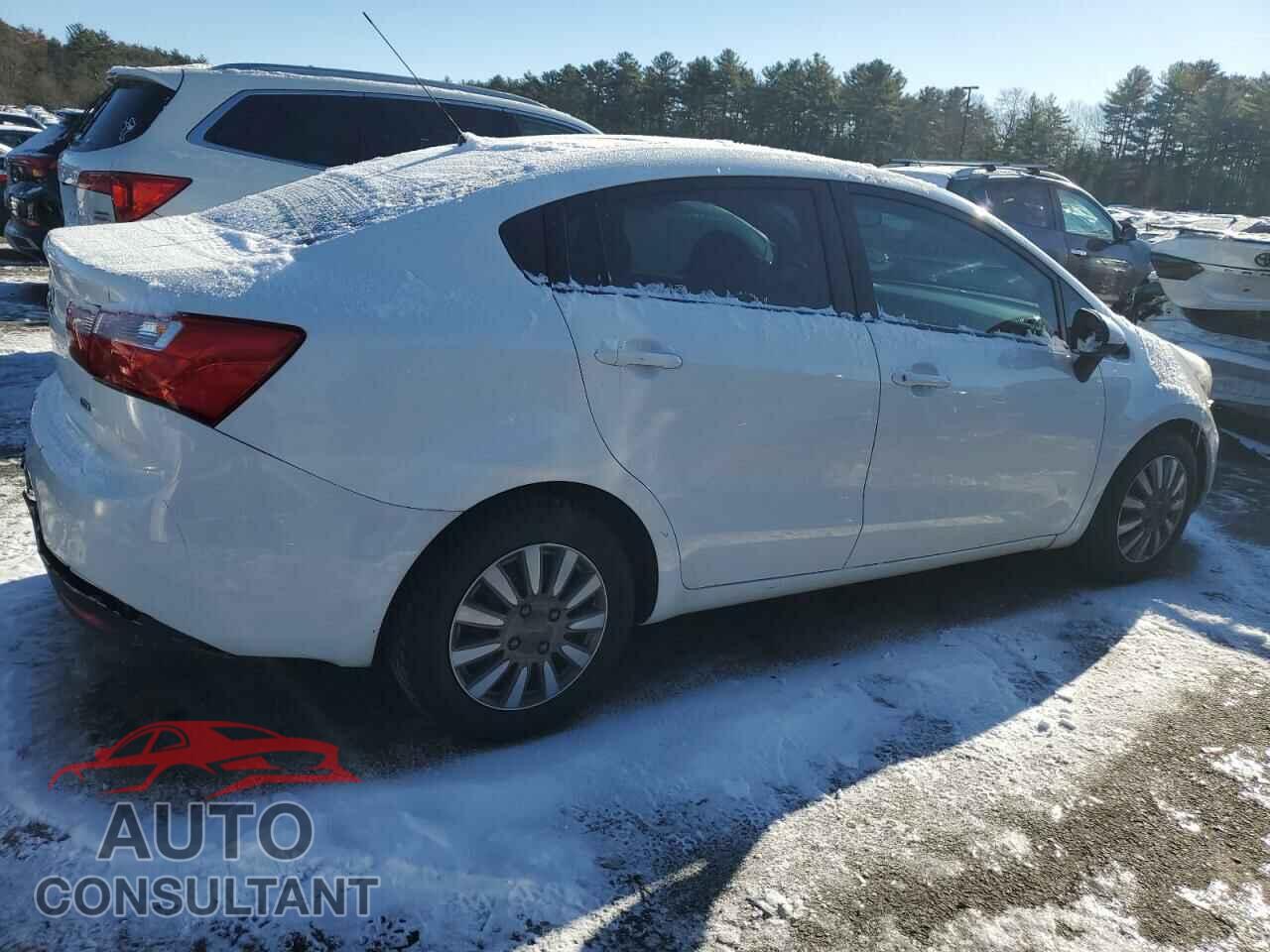 KIA RIO 2015 - KNADM4A33F6440870