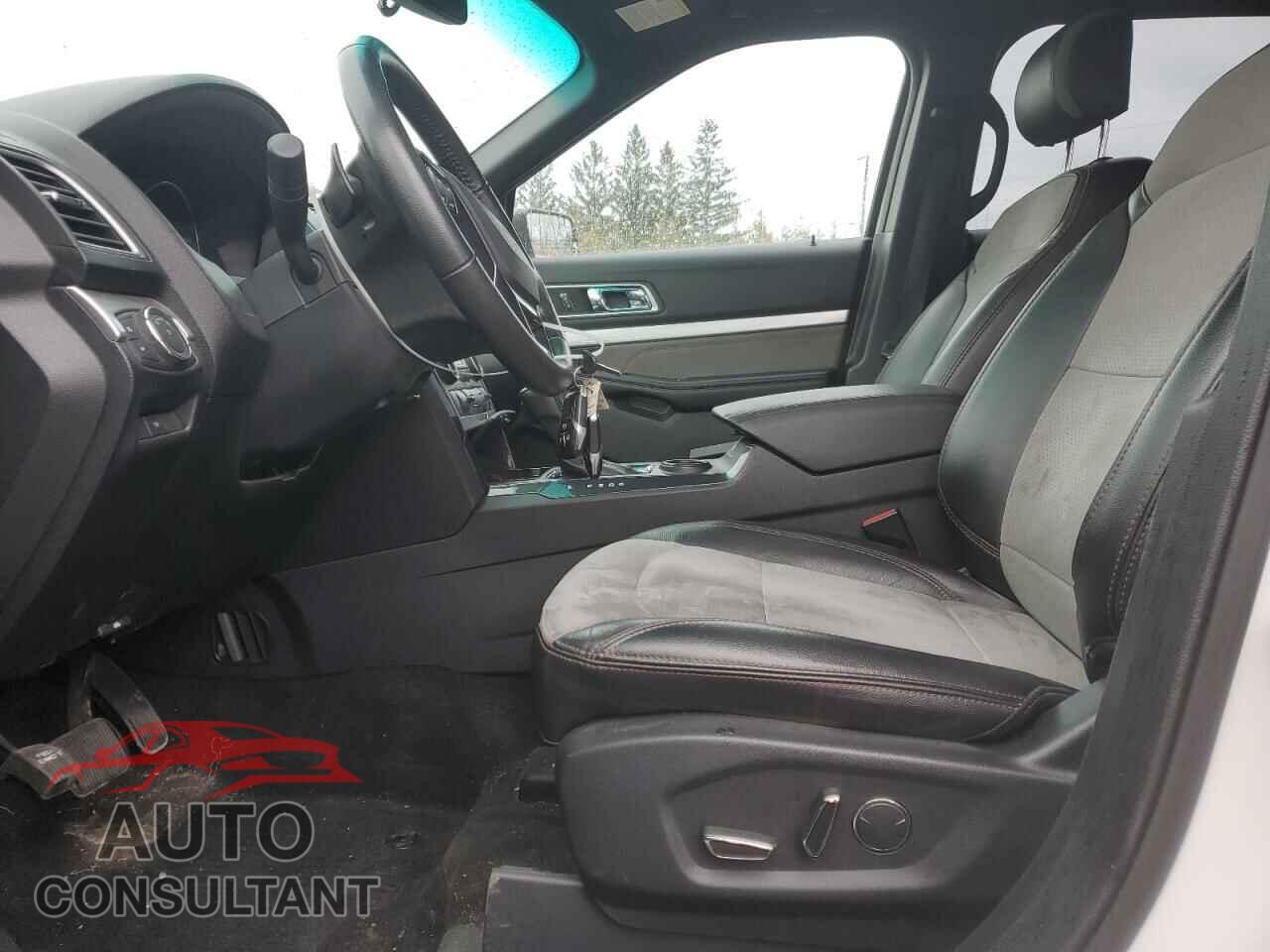 FORD EXPLORER 2017 - 1FM5K7D87HGB08882