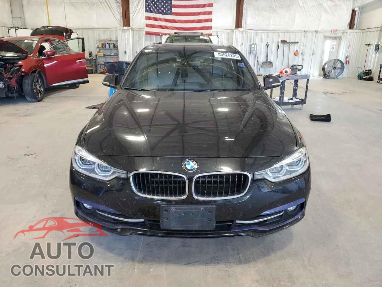 BMW 3 SERIES 2016 - WBA8E3G56GNU01859