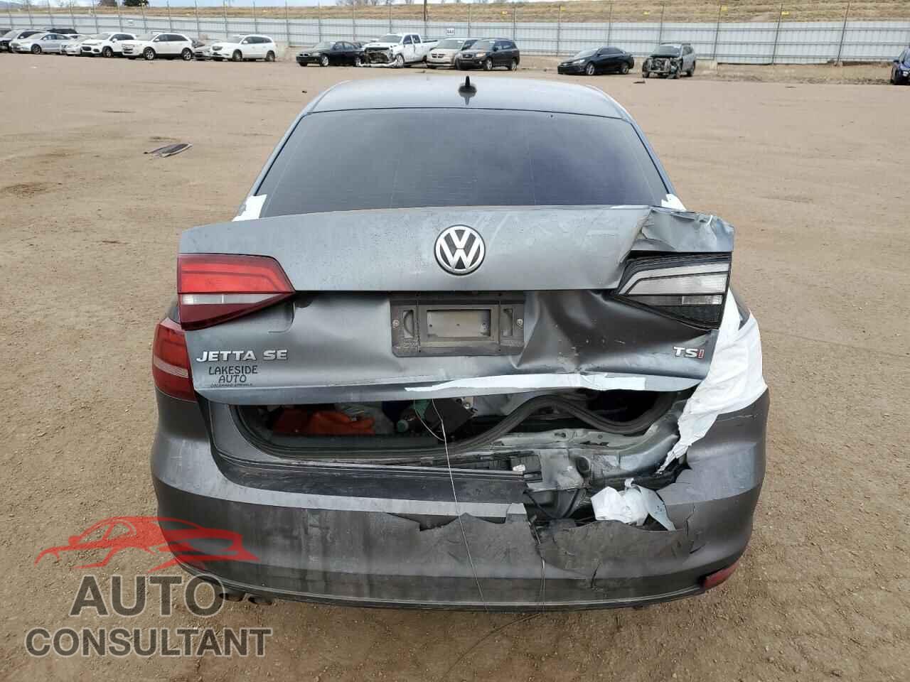 VOLKSWAGEN JETTA 2017 - 3VWDB7AJ8HM205812
