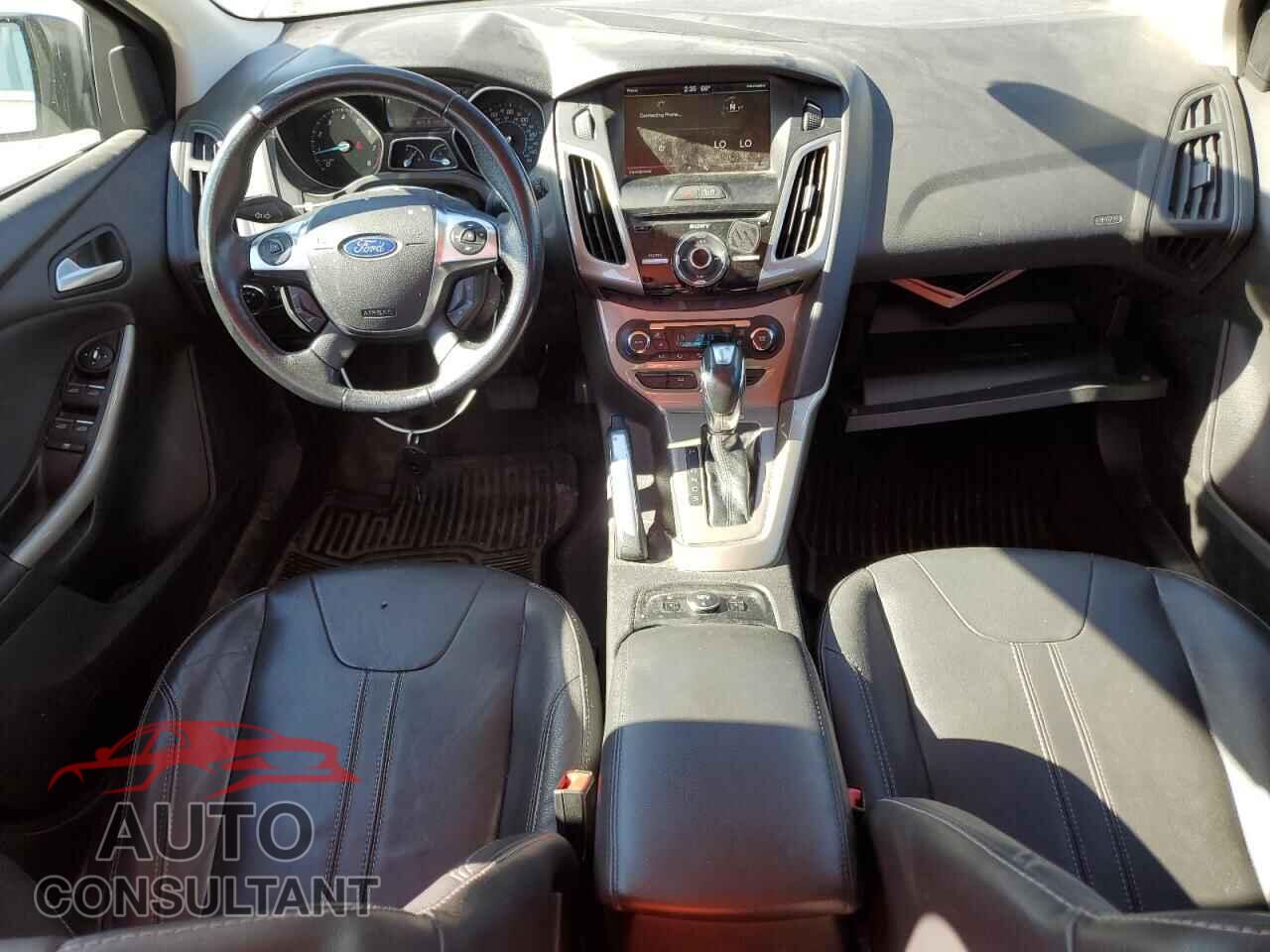 FORD FOCUS 2012 - 1FAHP3M25CL386239