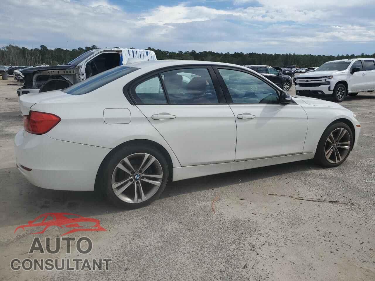 BMW 3 SERIES 2013 - WBA3B5C55DF138970