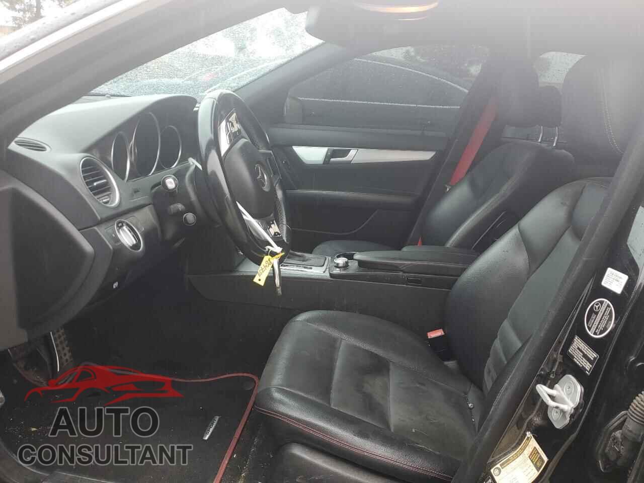MERCEDES-BENZ C-CLASS 2013 - WDDGF4HB3DA793567