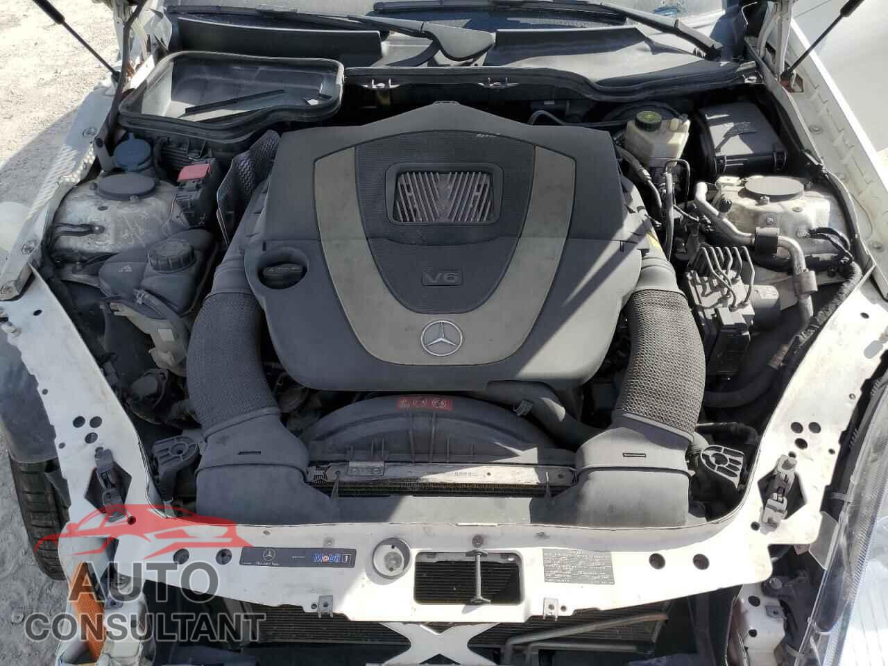 MERCEDES-BENZ SLK-CLASS 2011 - WDBWK5EA3BF238653