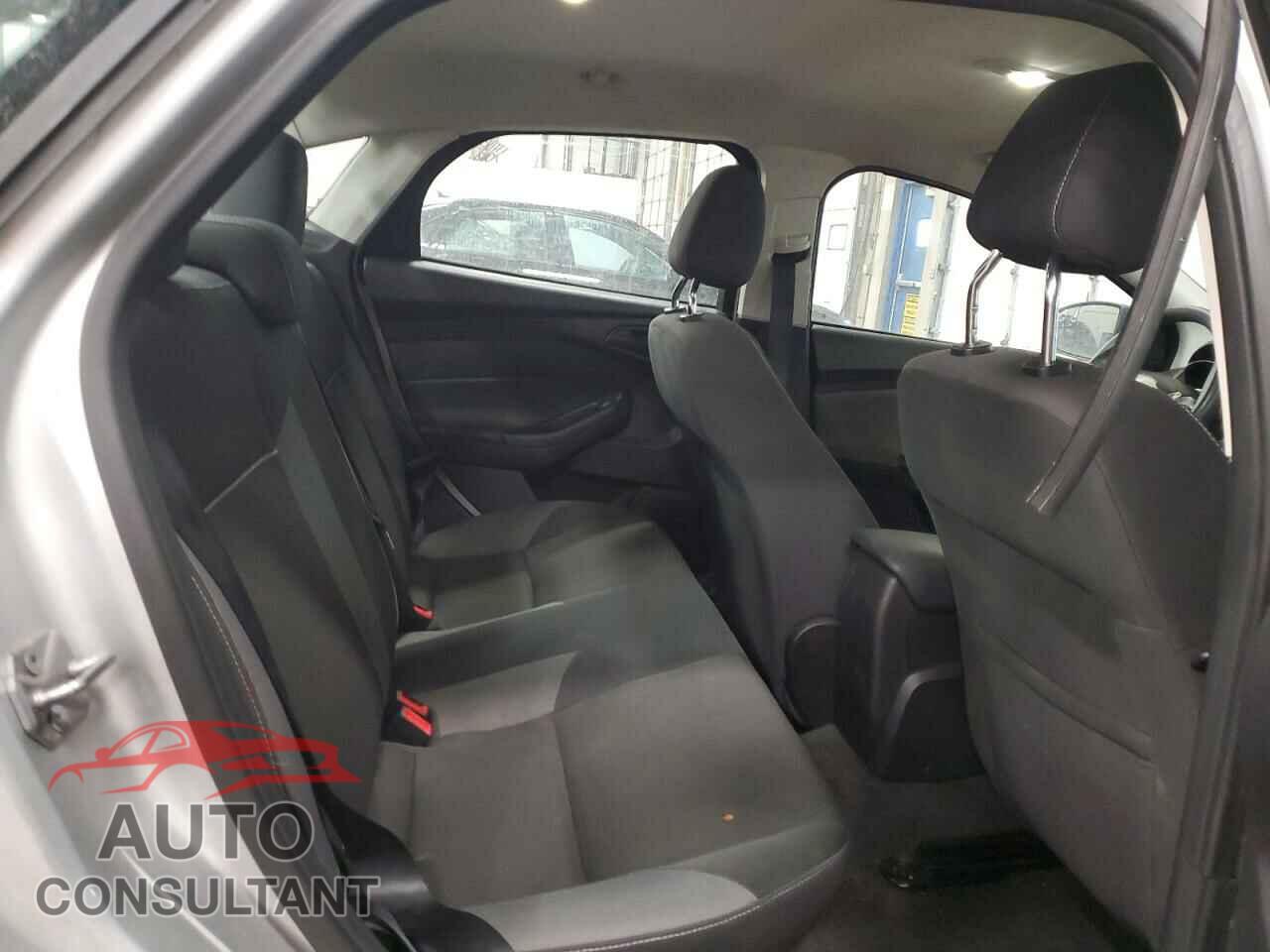 FORD FOCUS 2012 - 1FAHP3F22CL145607