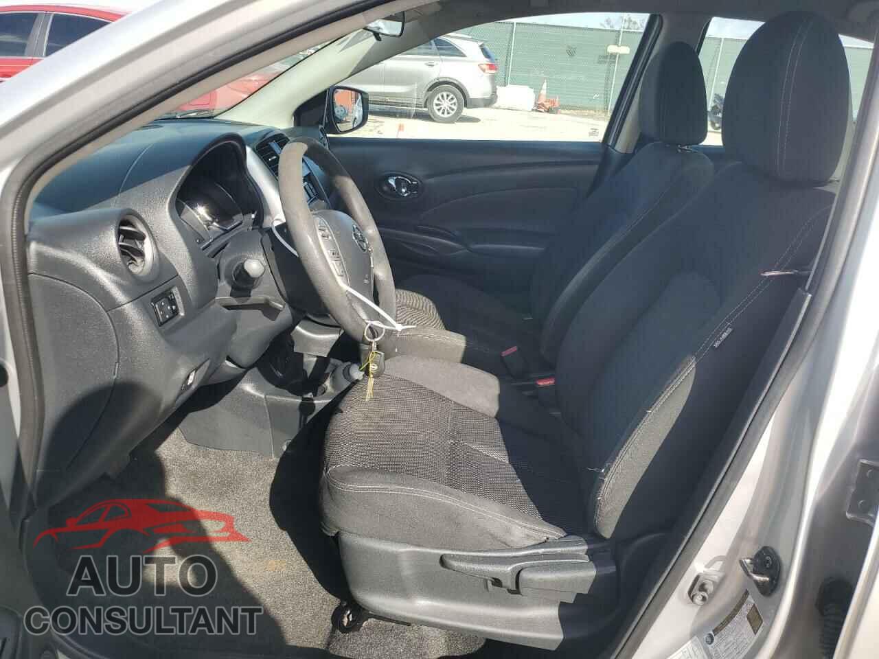 NISSAN VERSA 2017 - 3N1CN7AP3HL803387