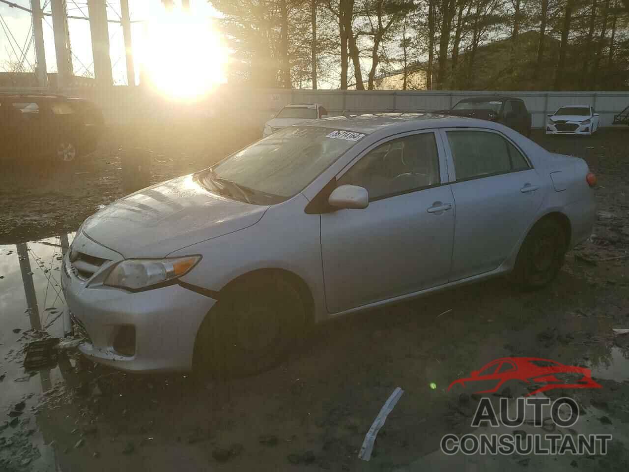 TOYOTA COROLLA 2013 - 2T1BU4EE1DC981525