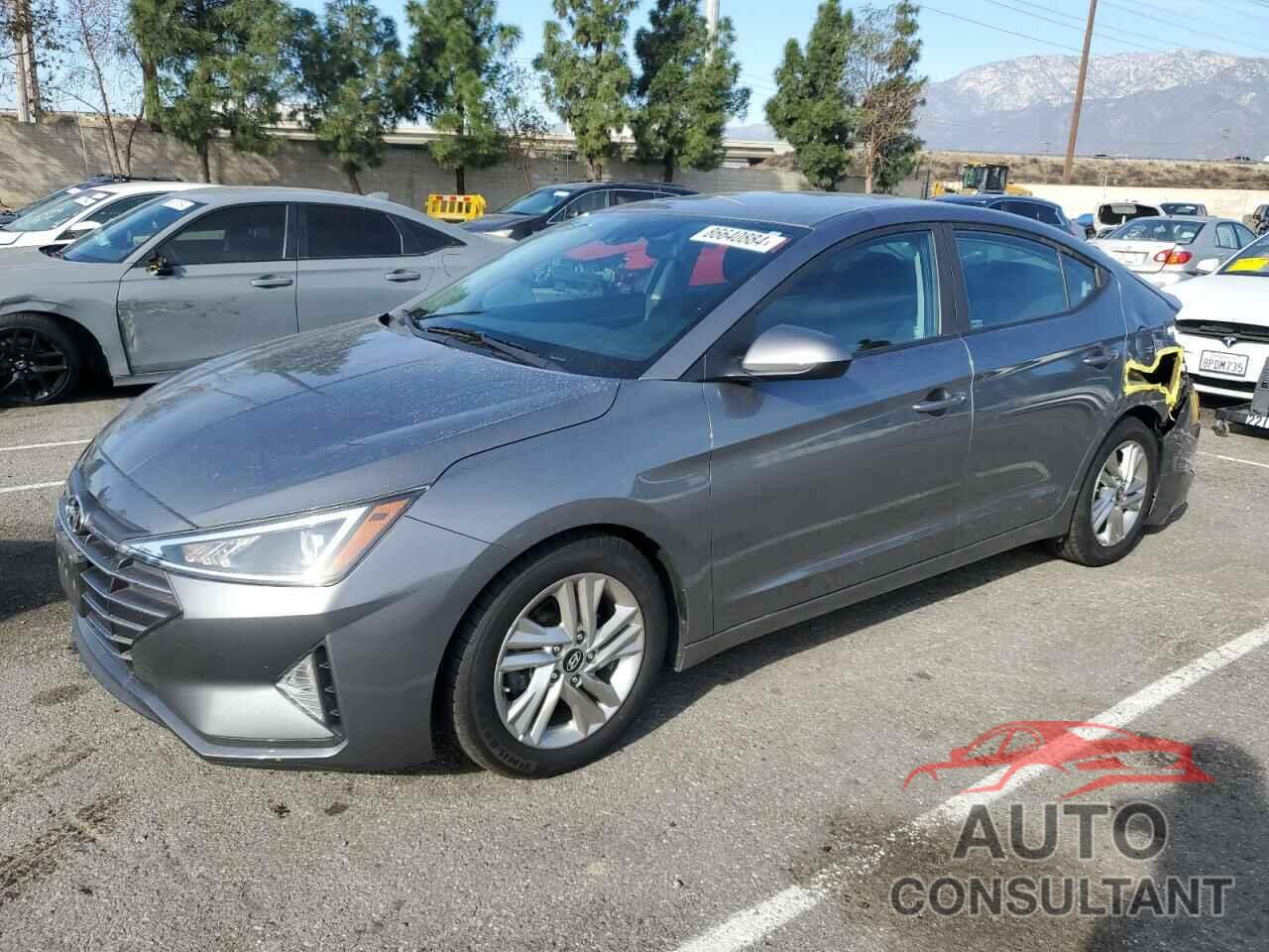 HYUNDAI ELANTRA 2019 - 5NPD84LF3KH414719