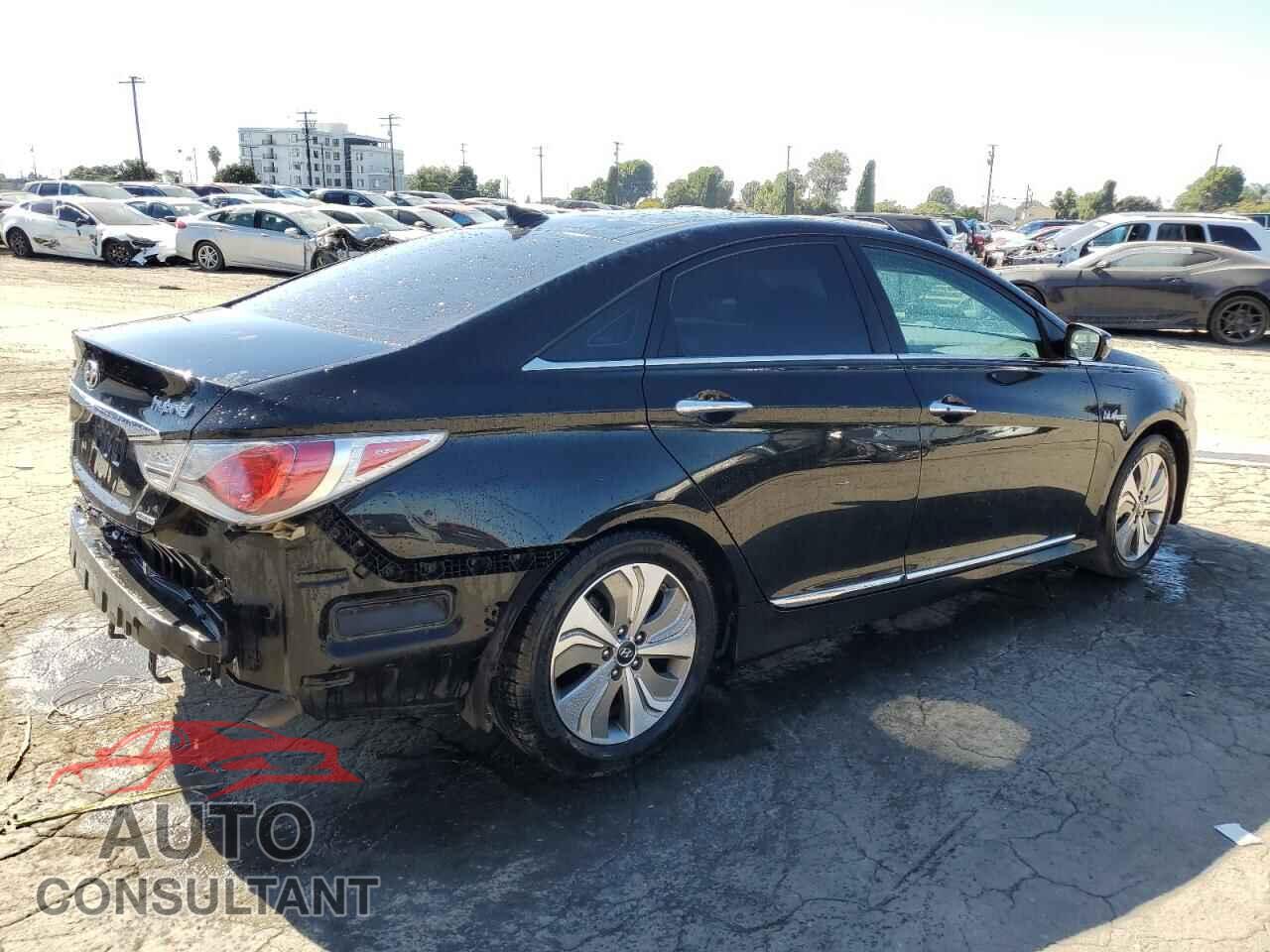 HYUNDAI SONATA 2013 - KMHEC4A49DA070517