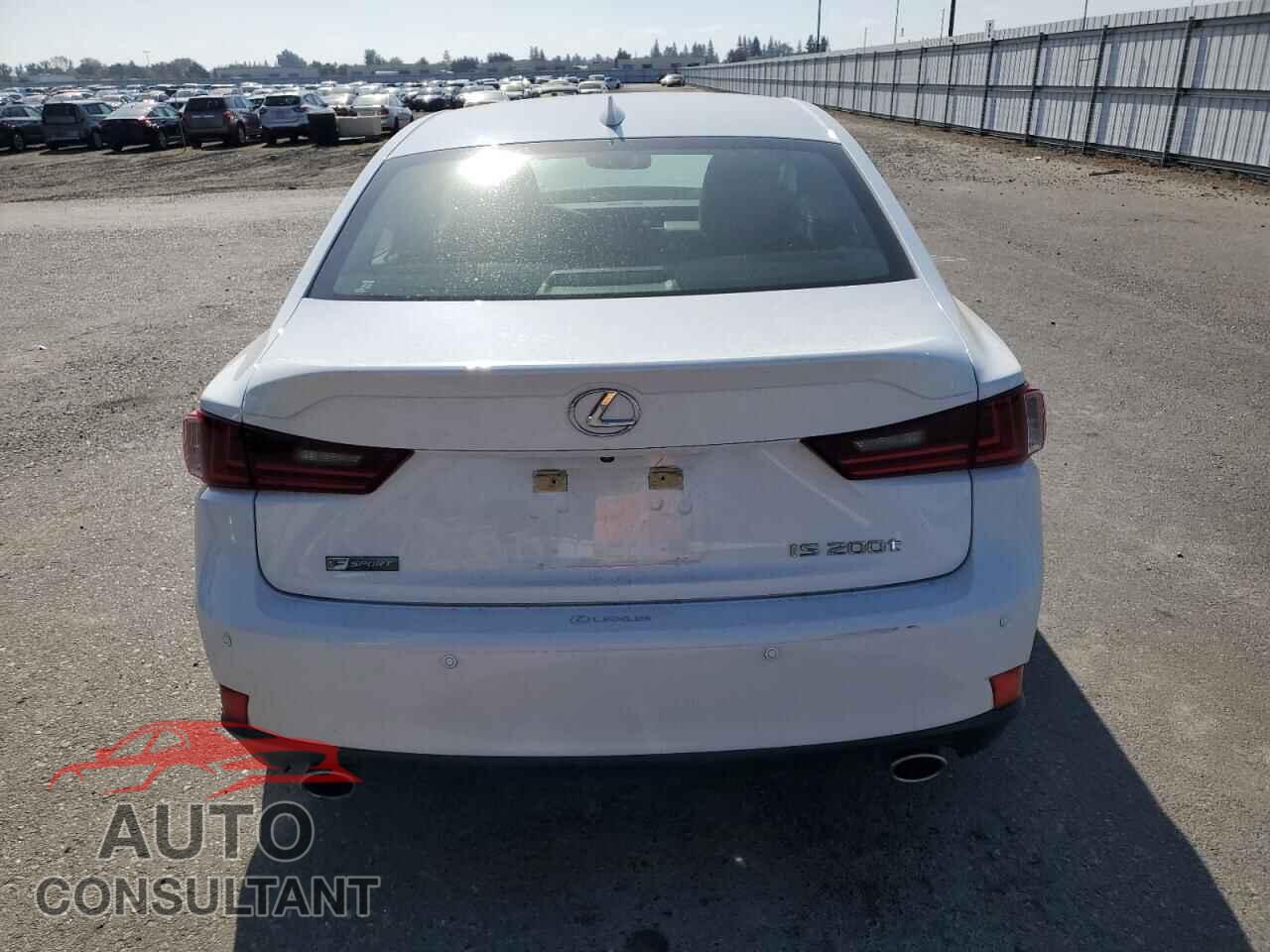LEXUS IS 2016 - JTHBA1D2XG5032019