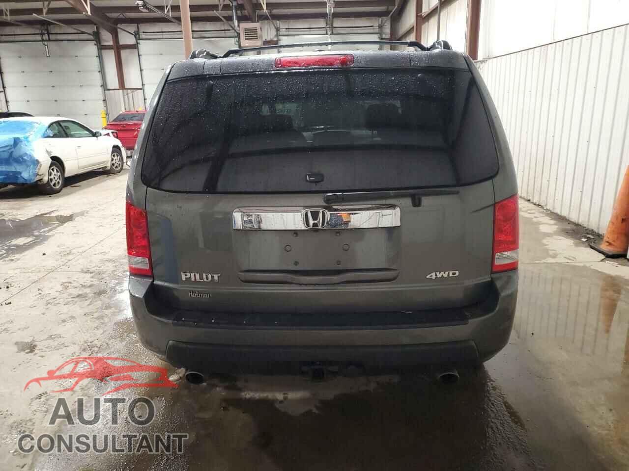 HONDA PILOT 2011 - 5FNYF4H69BB068531