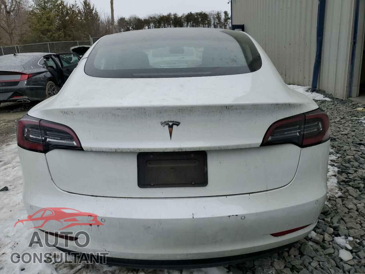 TESLA MODEL 3 2022 - 5YJ3E1EA0NF186833