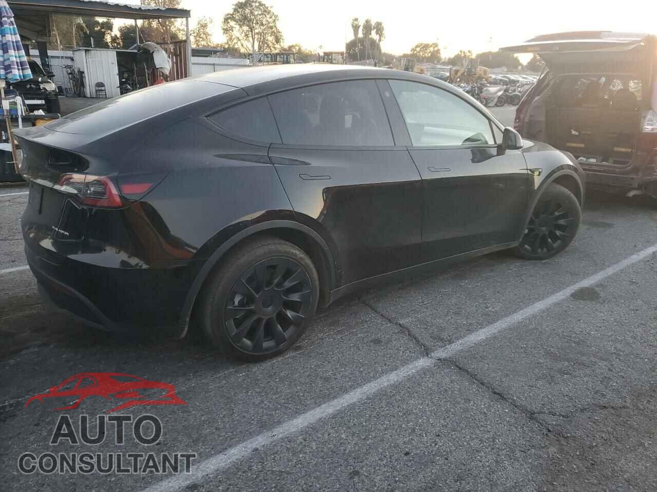 TESLA MODEL Y 2022 - 7SAYGDEE1NF505230