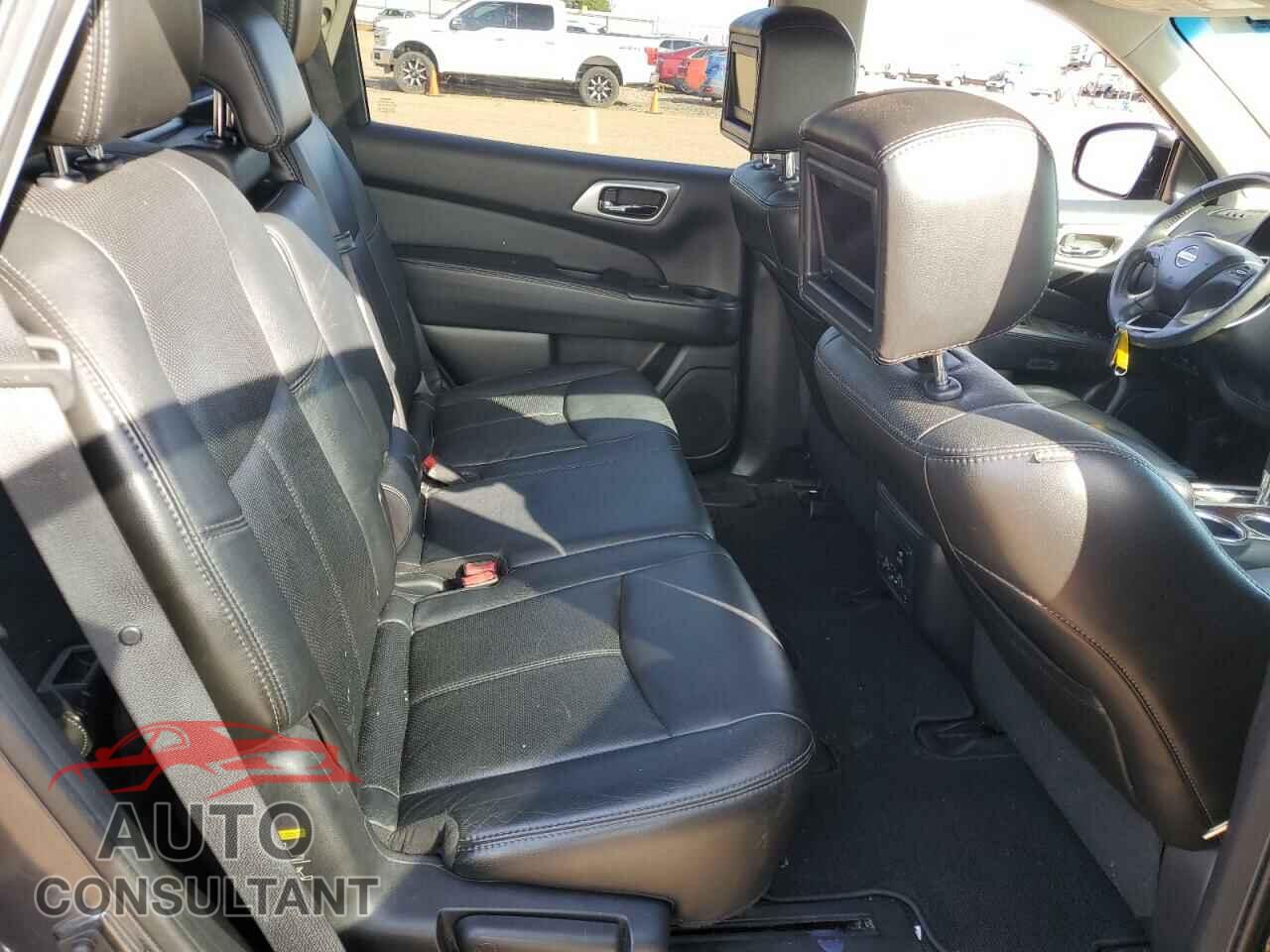 NISSAN PATHFINDER 2013 - 5N1AR2MM1DC668683