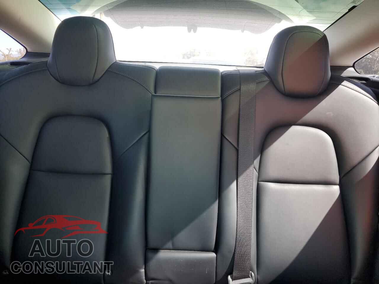 TESLA MODEL 3 2021 - 5YJ3E1EA2MF871589