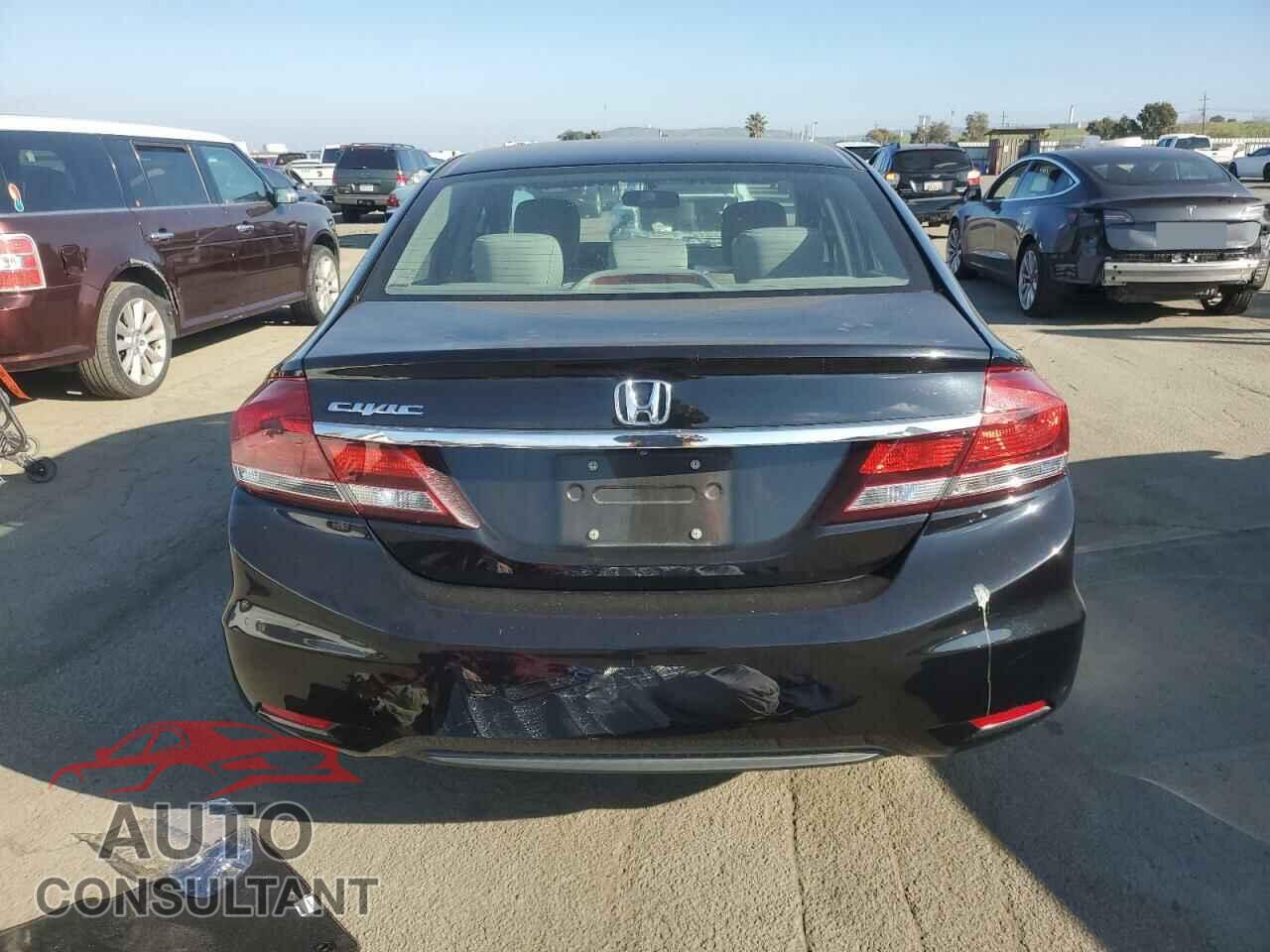 HONDA CIVIC 2015 - 2HGFB2E56FH532282