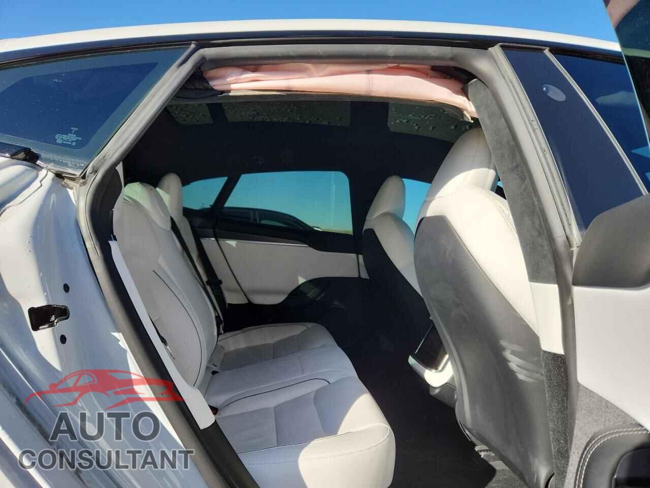 TESLA MODEL S 2021 - 5YJSA1E66MF446928