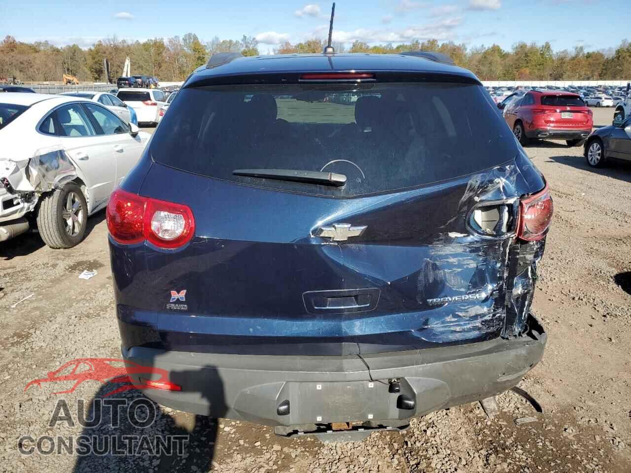 CHEVROLET TRAVERSE 2012 - 1GNKVFED7CJ298531
