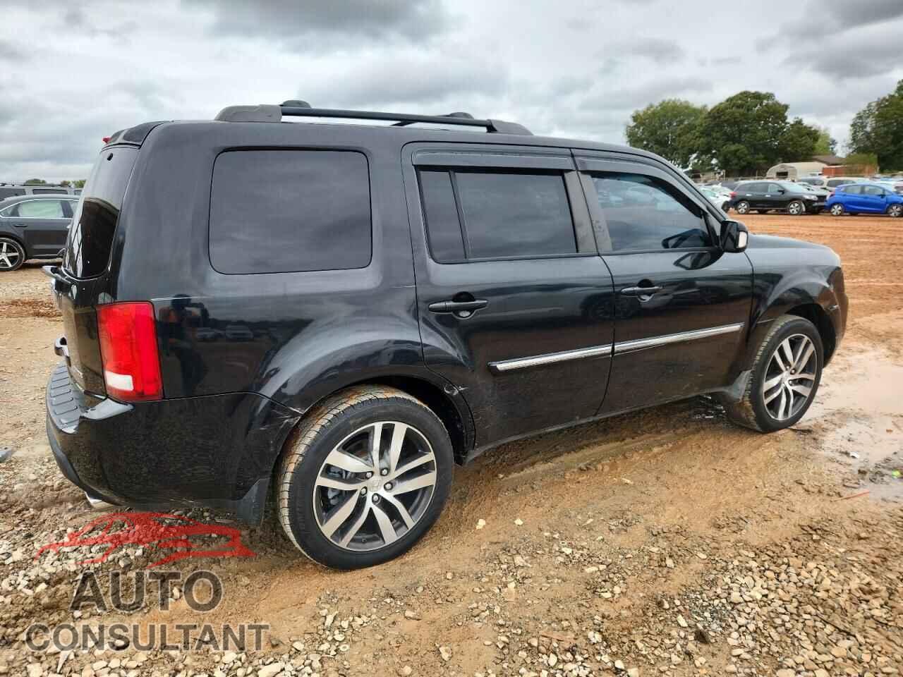 HONDA PILOT 2010 - 5FNYF4H94AB014241