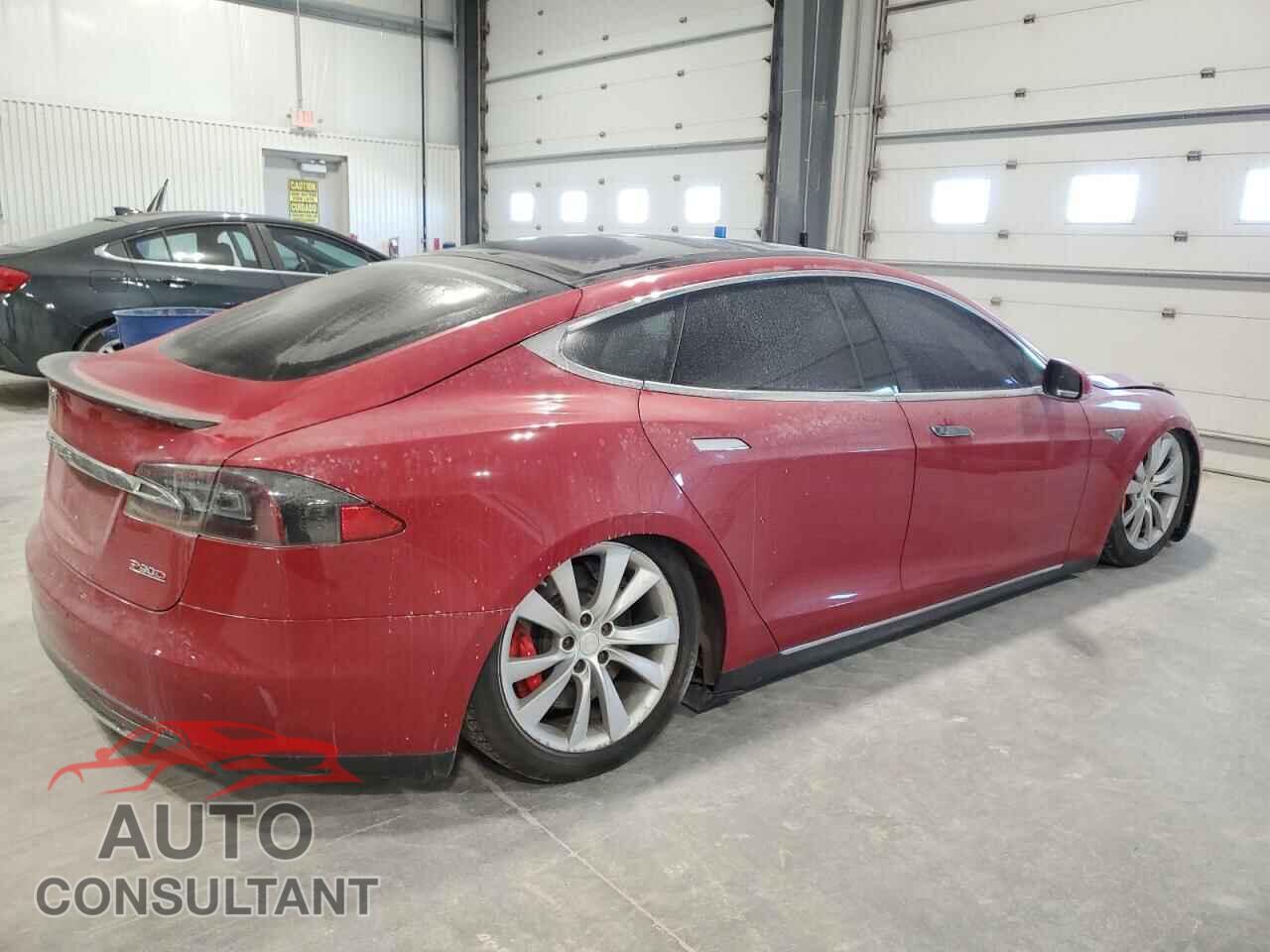 TESLA MODEL S 2015 - 5YJSA1E40FF114498
