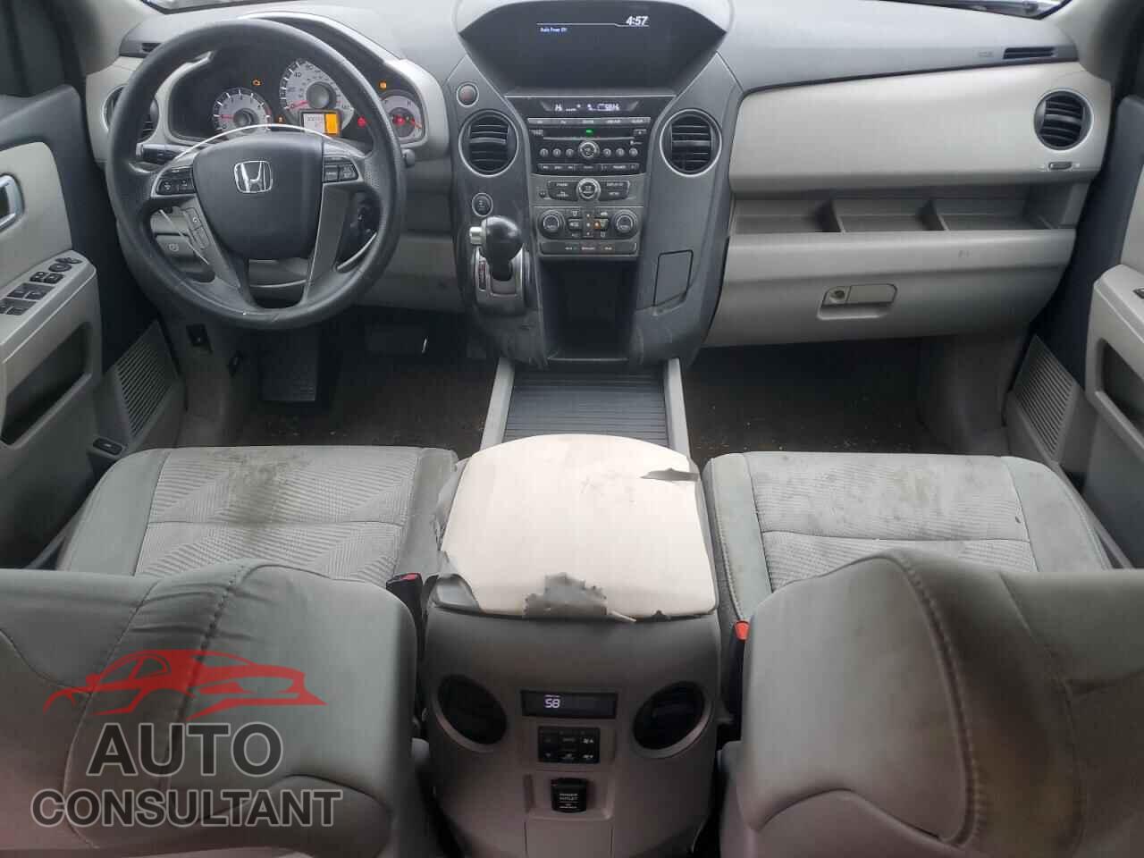 HONDA PILOT 2015 - 5FNYF4H25FB045878