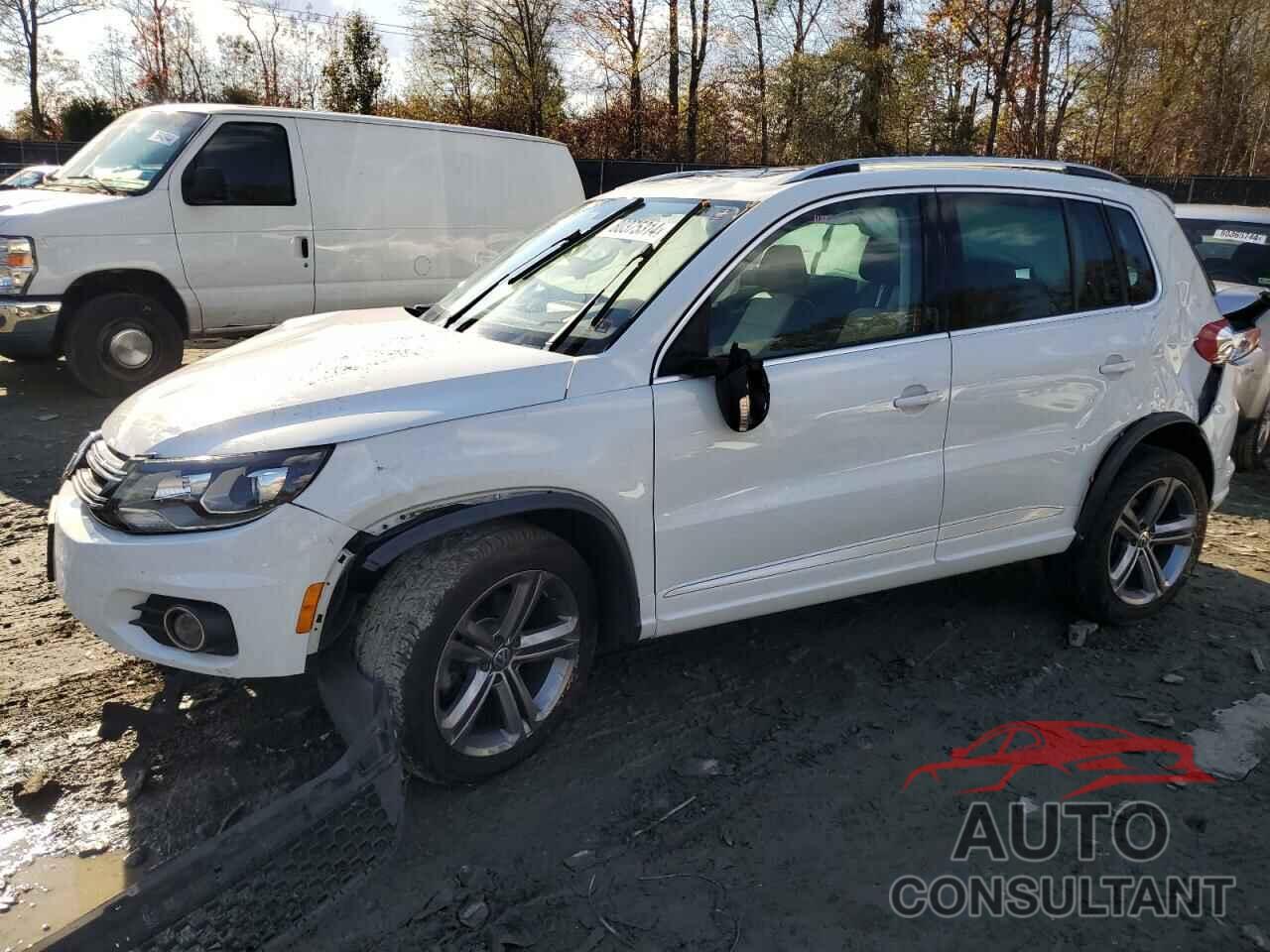 VOLKSWAGEN TIGUAN 2017 - WVGUV7AX9HW505028