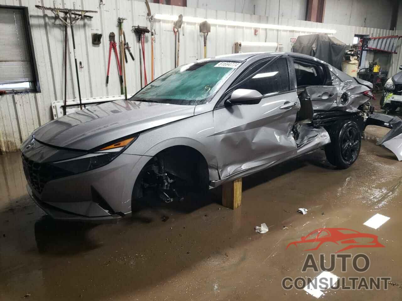 HYUNDAI ELANTRA 2023 - KMHLM4AG4PU618683