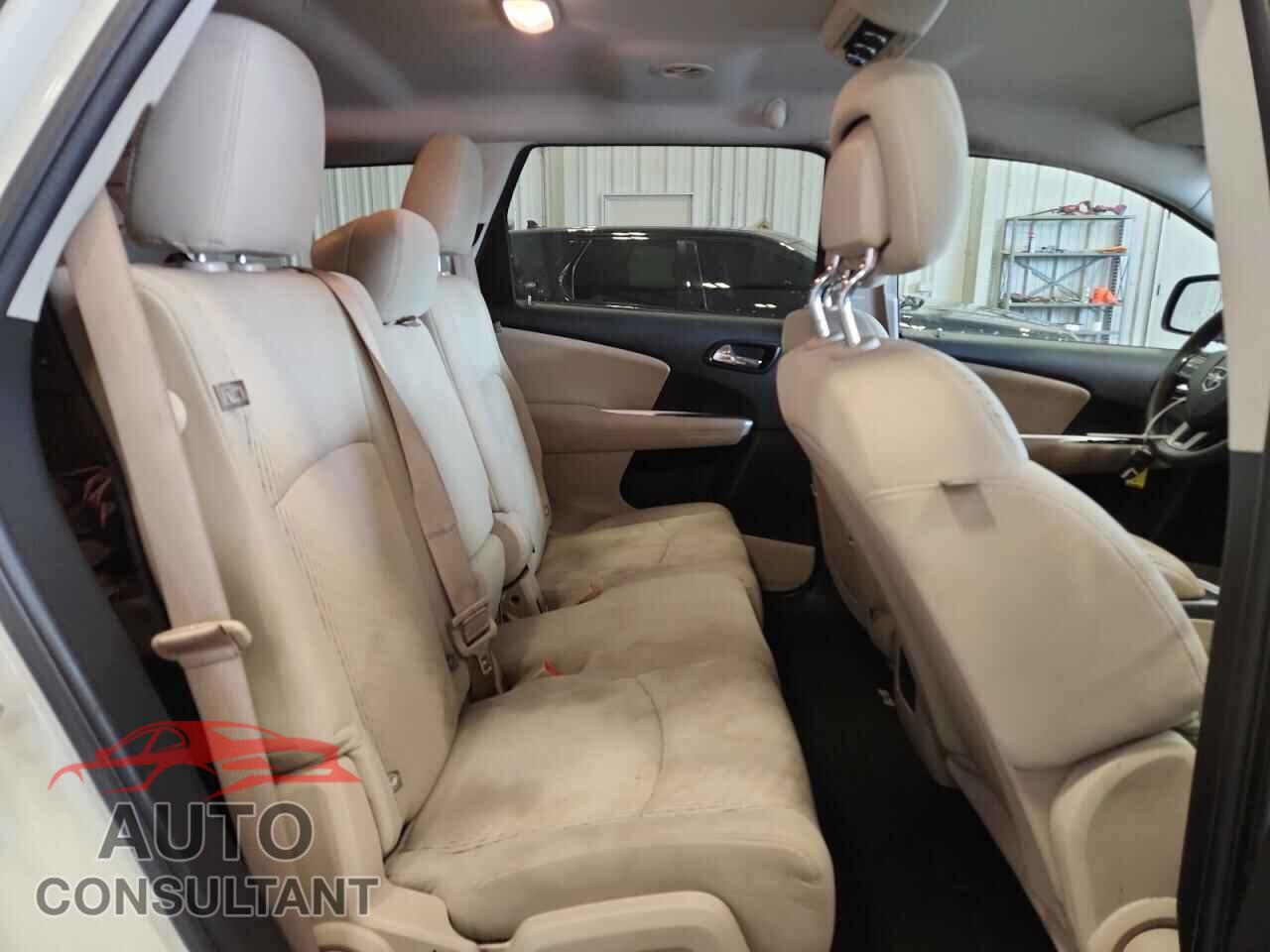 DODGE JOURNEY 2017 - 3C4PDCBG3HT532937