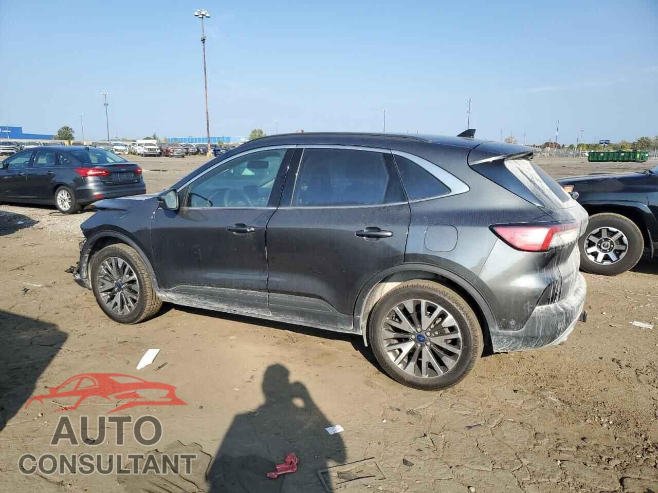 FORD ESCAPE 2020 - 1FMCU9J97LUA40135