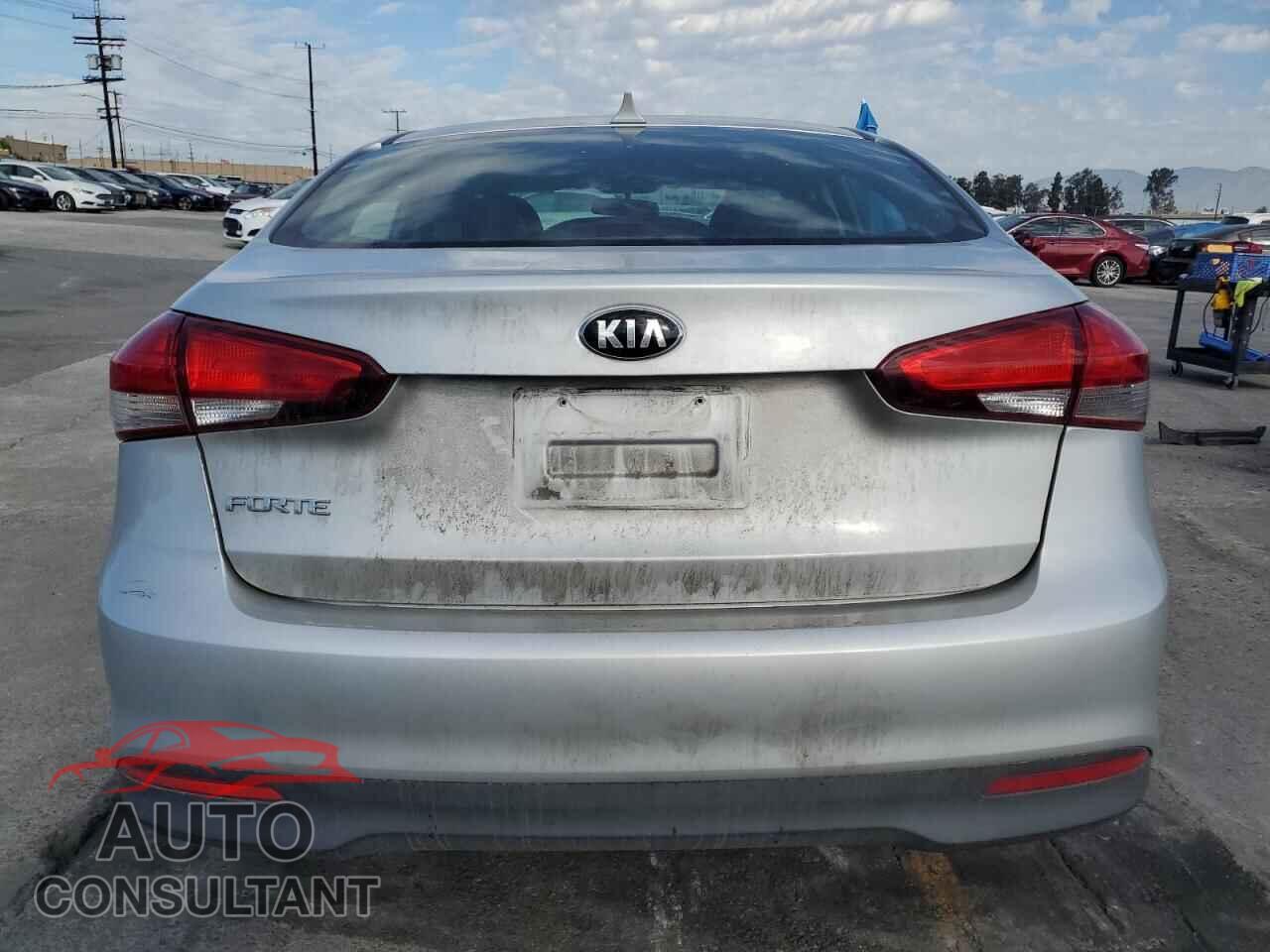 KIA FORTE 2017 - 3KPFK4A71HE022292