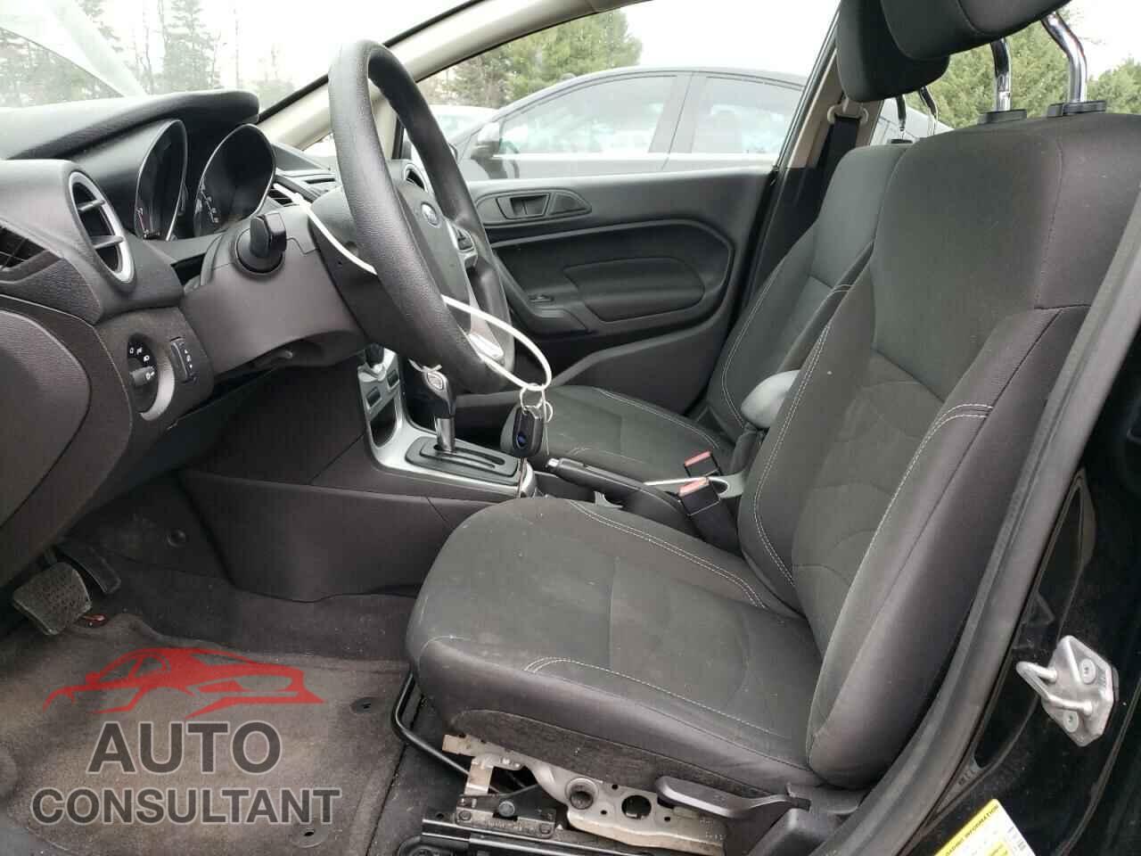 FORD FIESTA 2017 - 3FADP4EJ5HM167703