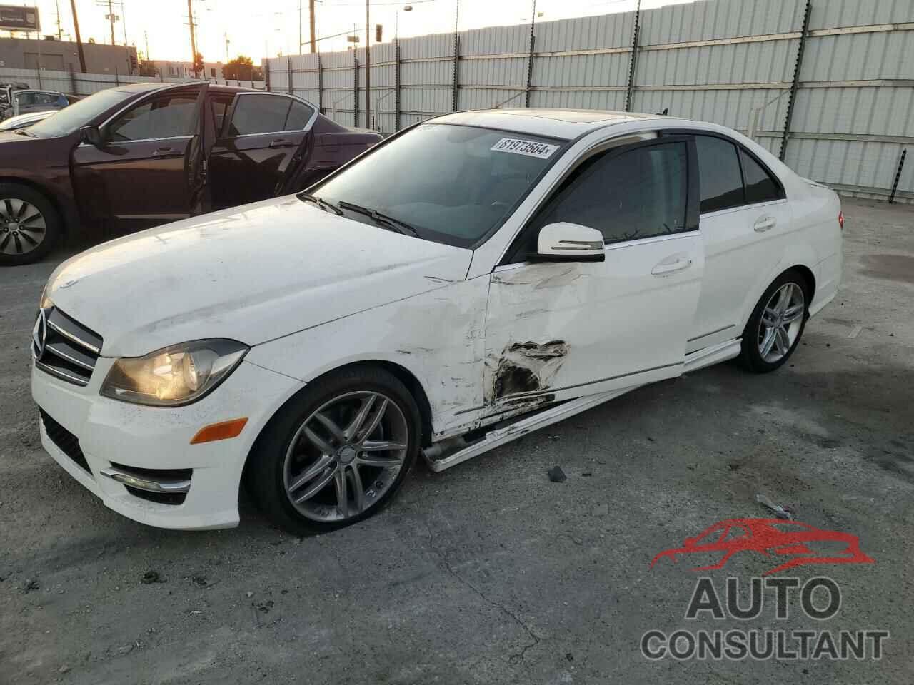 MERCEDES-BENZ C-CLASS 2014 - WDDGF4HBXER302270