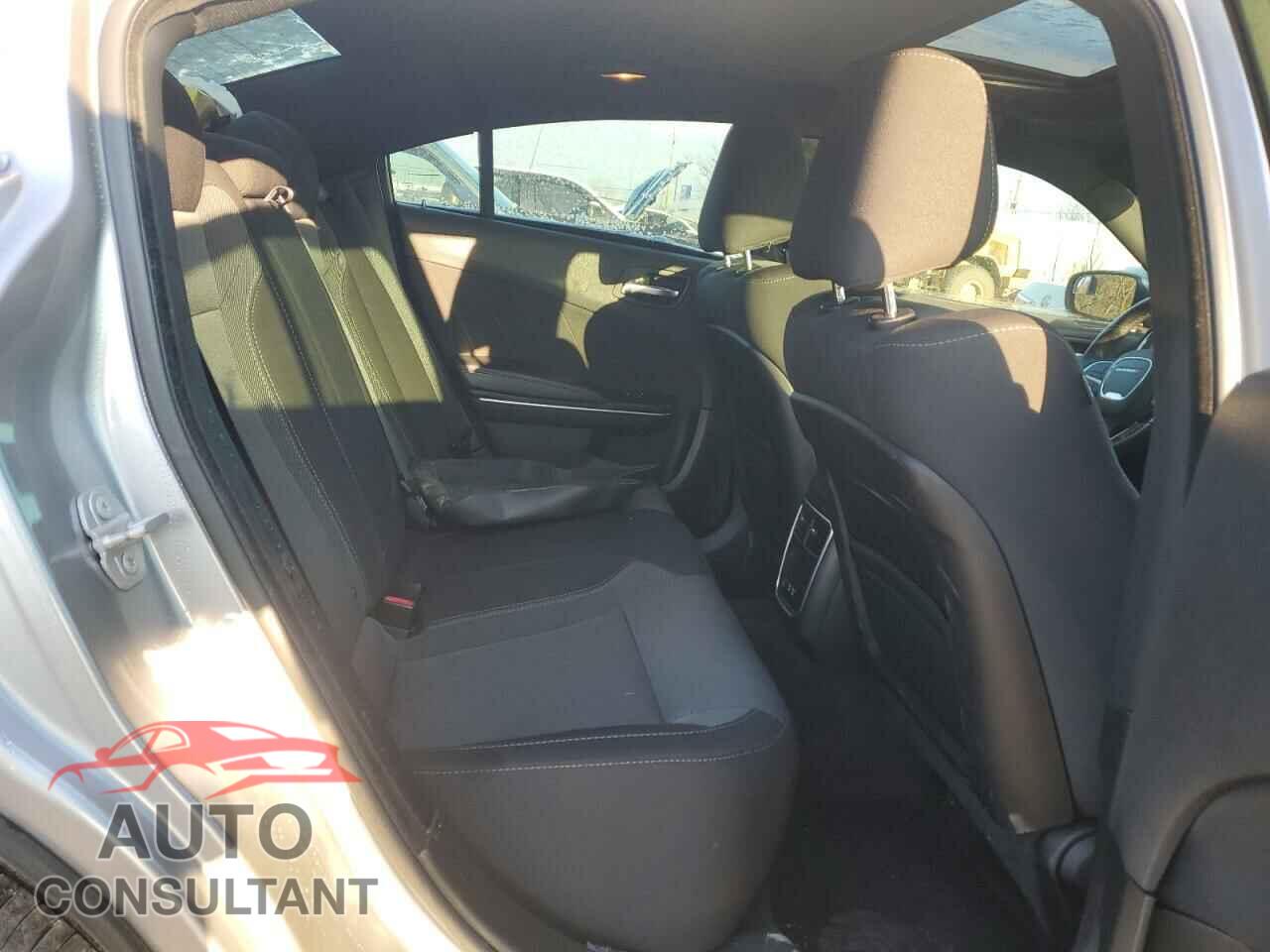 DODGE CHARGER 2018 - 2C3CDXJG5JH257887