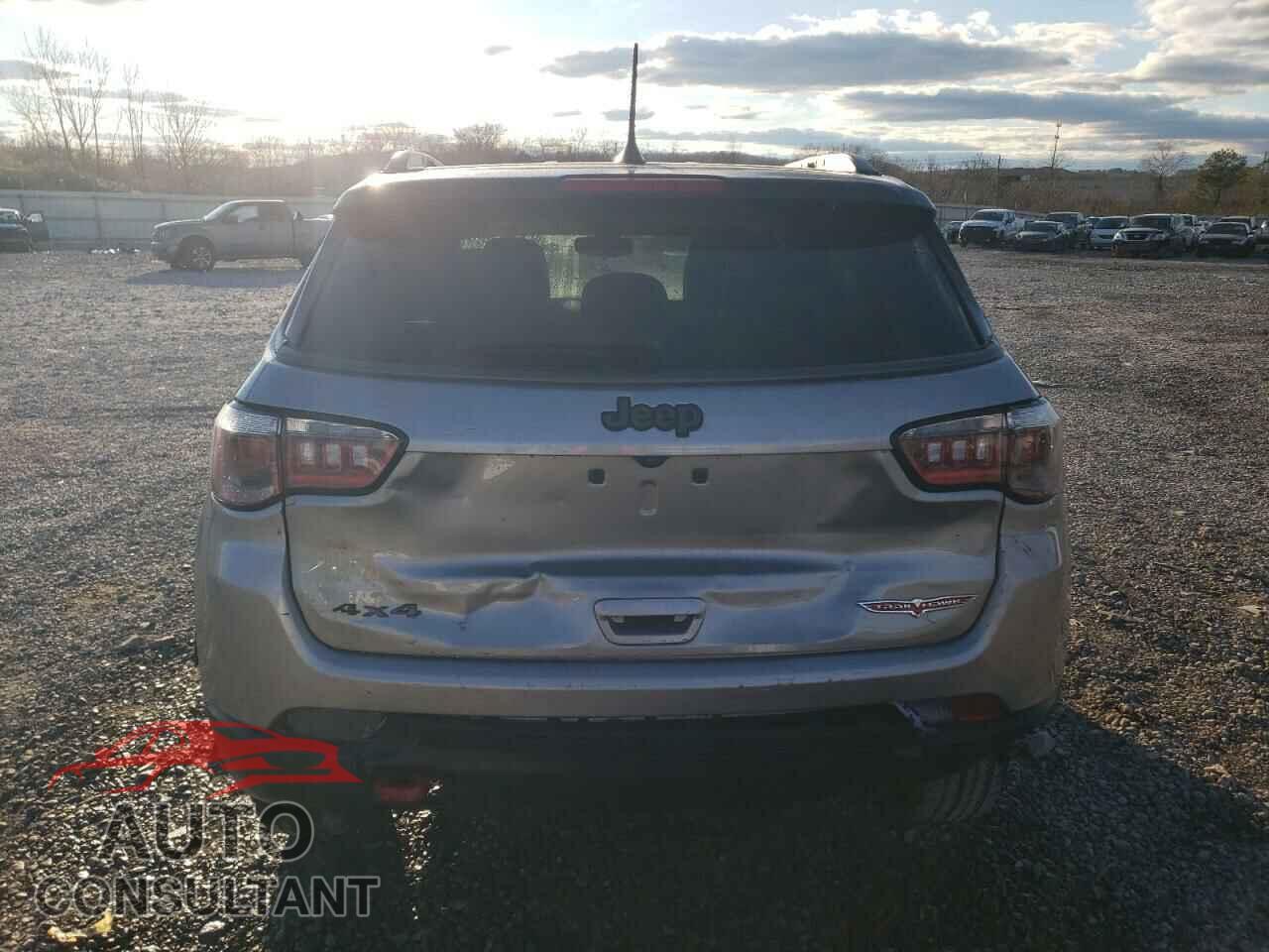 JEEP COMPASS 2020 - 3C4NJDDB5LT227004