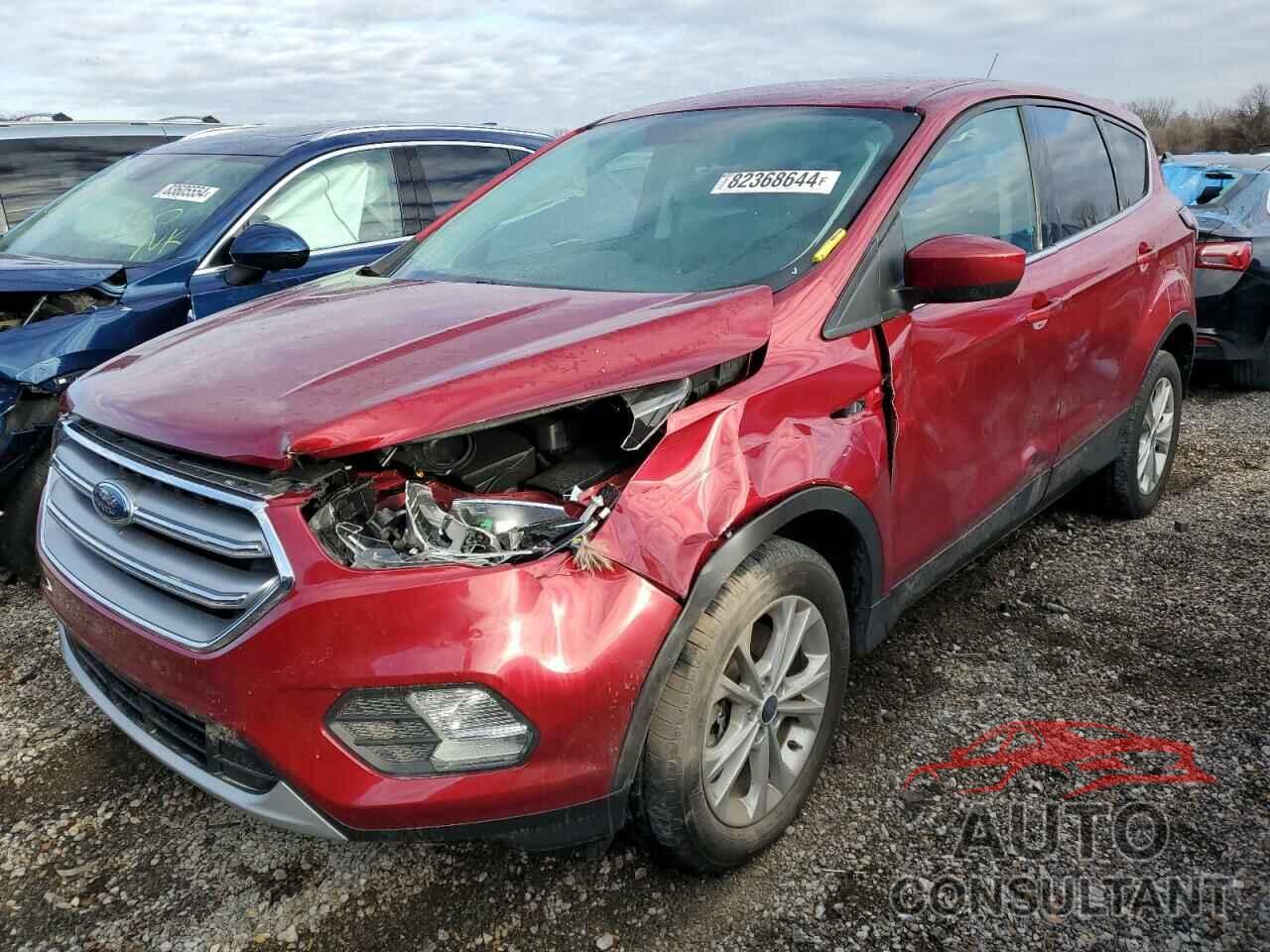 FORD ESCAPE 2017 - 1FMCU9G90HUE33148