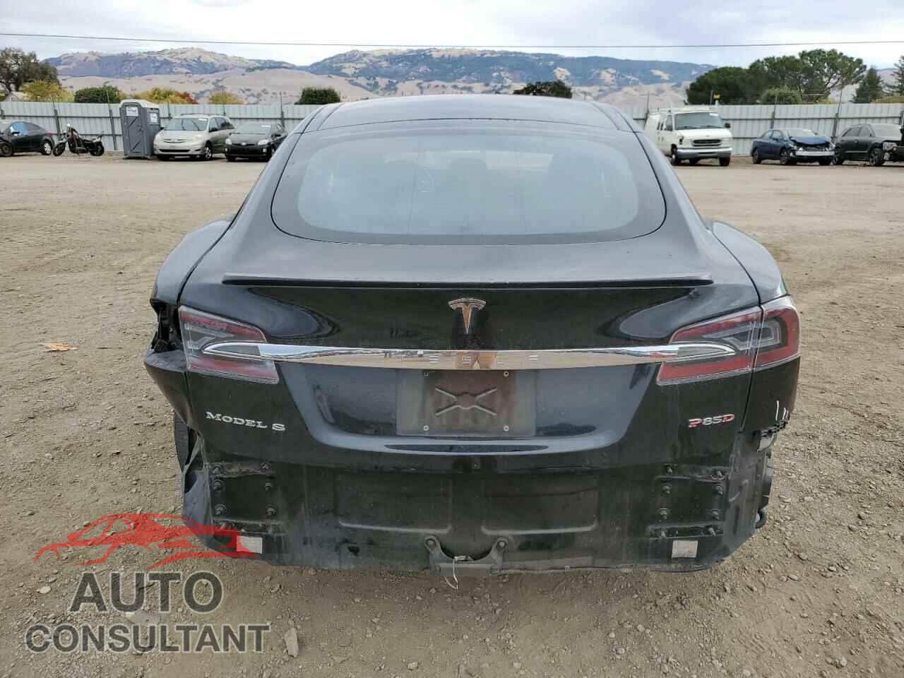 TESLA MODEL S 2014 - 5YJSA1H2XEFP64027