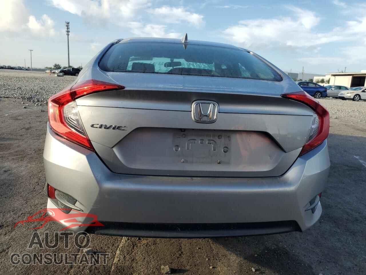 HONDA CIVIC 2017 - 19XFC2F75HE201669