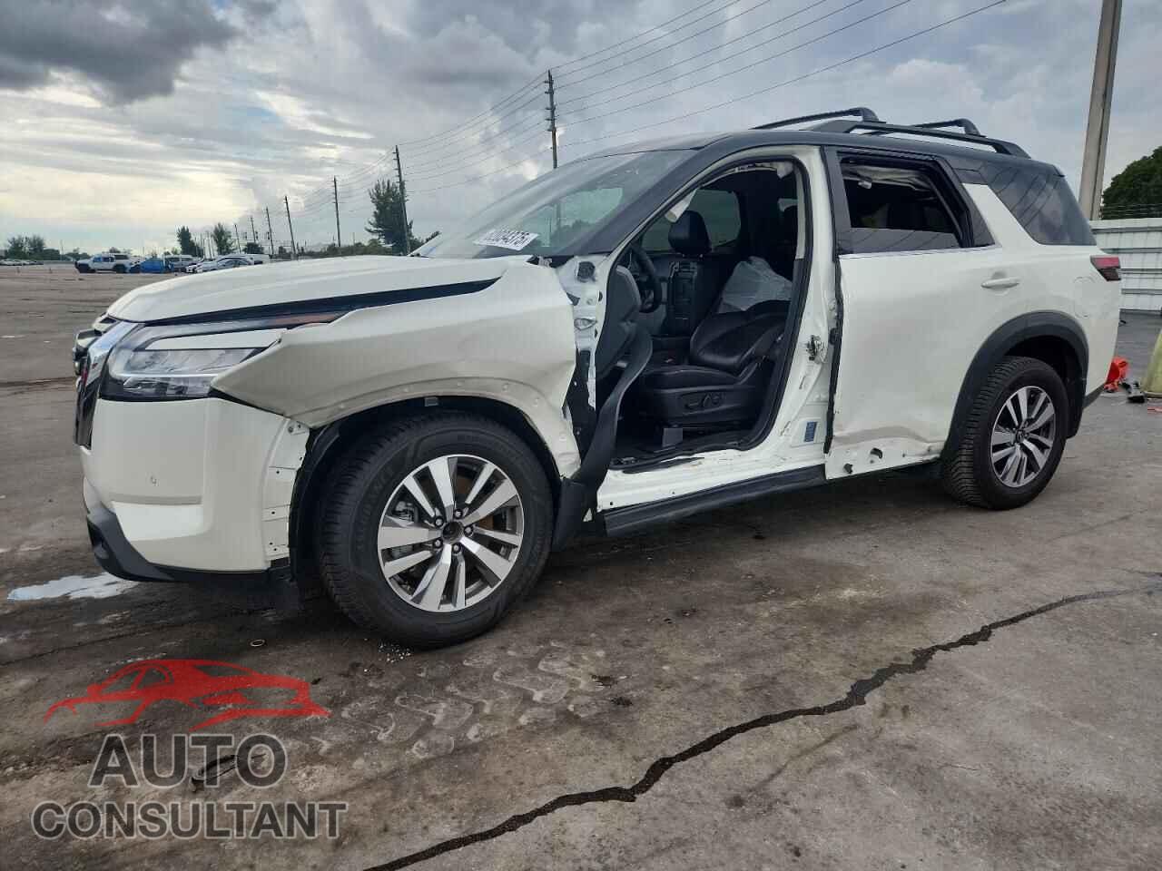 NISSAN PATHFINDER 2023 - 5N1DR3CA6PC225010