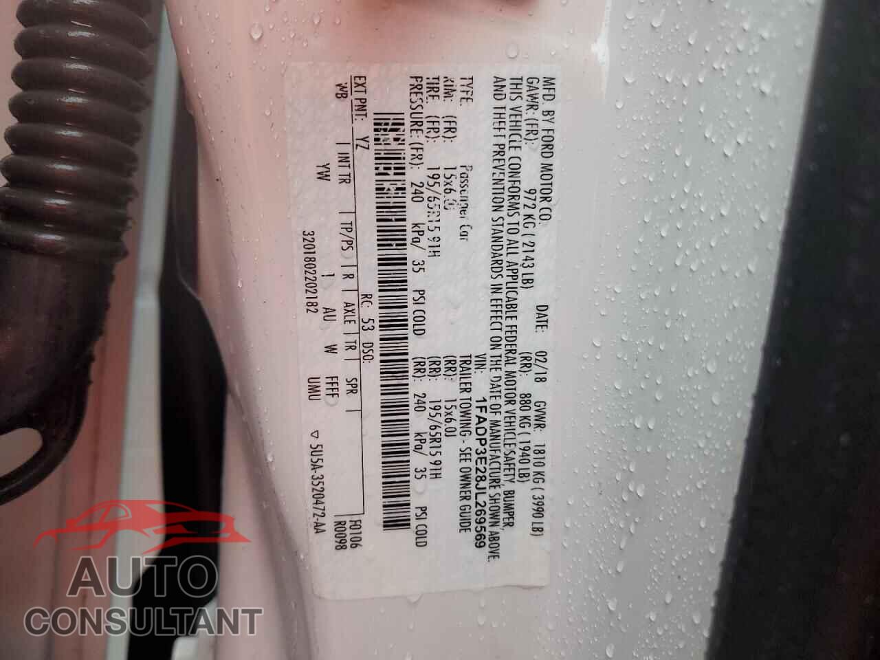 FORD FOCUS 2018 - 1FADP3E28JL269569