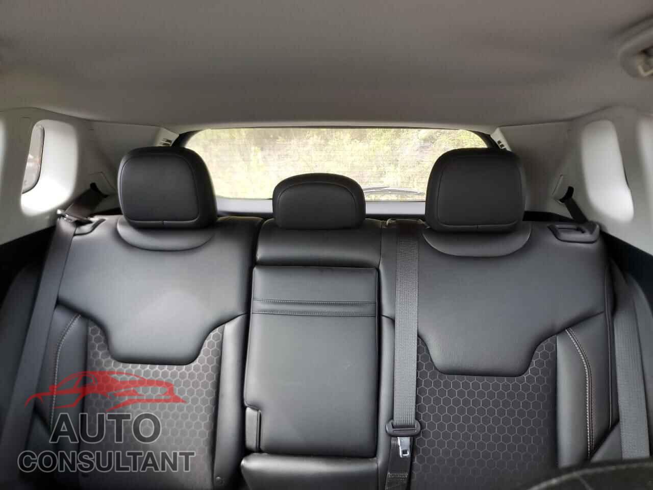 JEEP COMPASS 2019 - 3C4NJDBB8KT593654