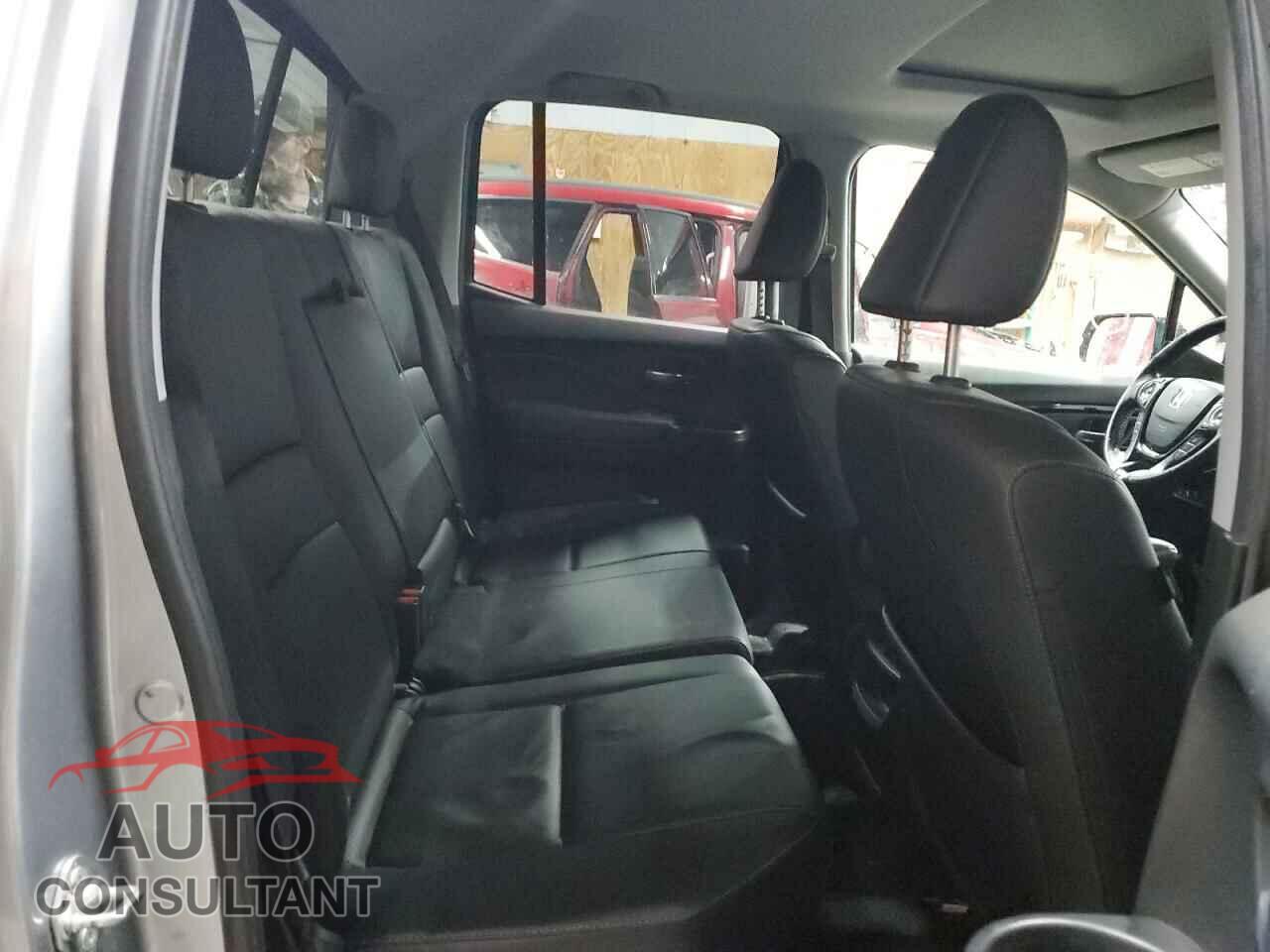HONDA RIDGELINE 2017 - 5FPYK3F71HB030020