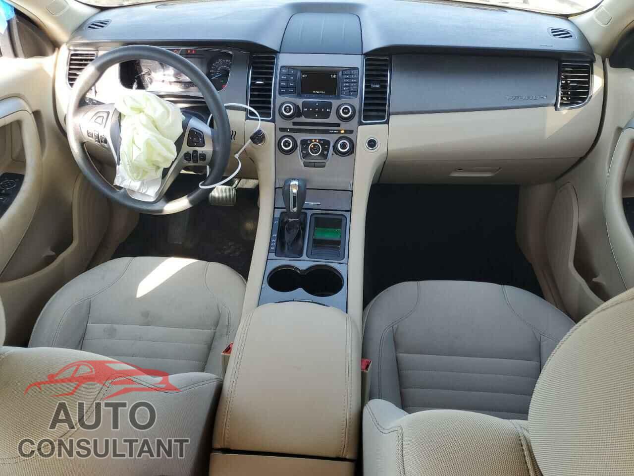 FORD TAURUS 2017 - 1FAHP2D84HG135761
