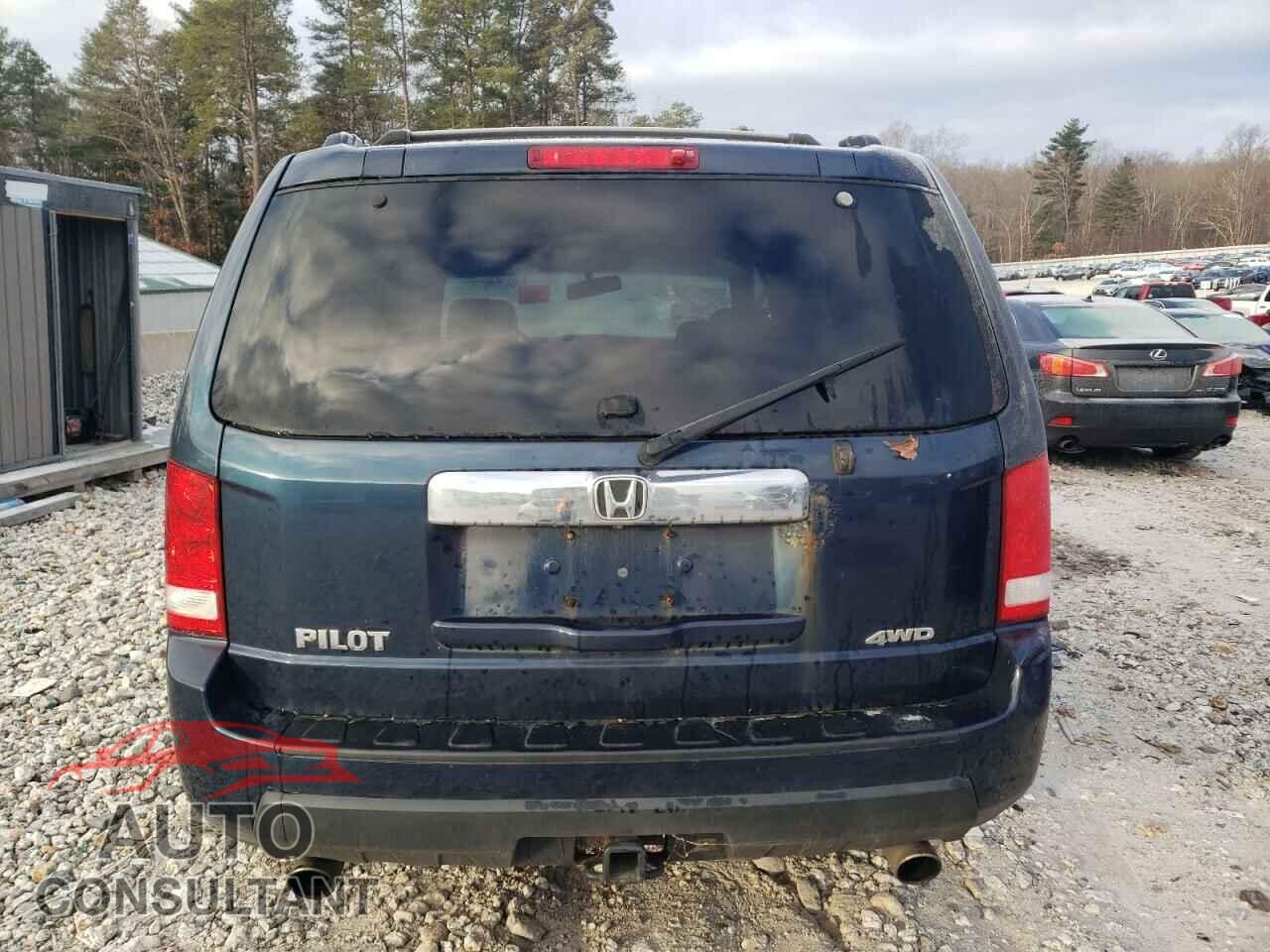 HONDA PILOT 2011 - 5FNYF4H68BB020177