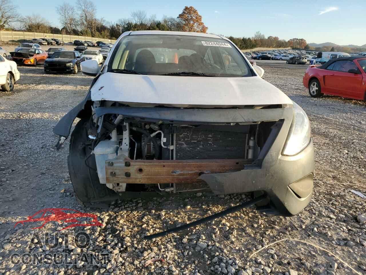 NISSAN VERSA 2017 - 3N1CN7APXHL826312