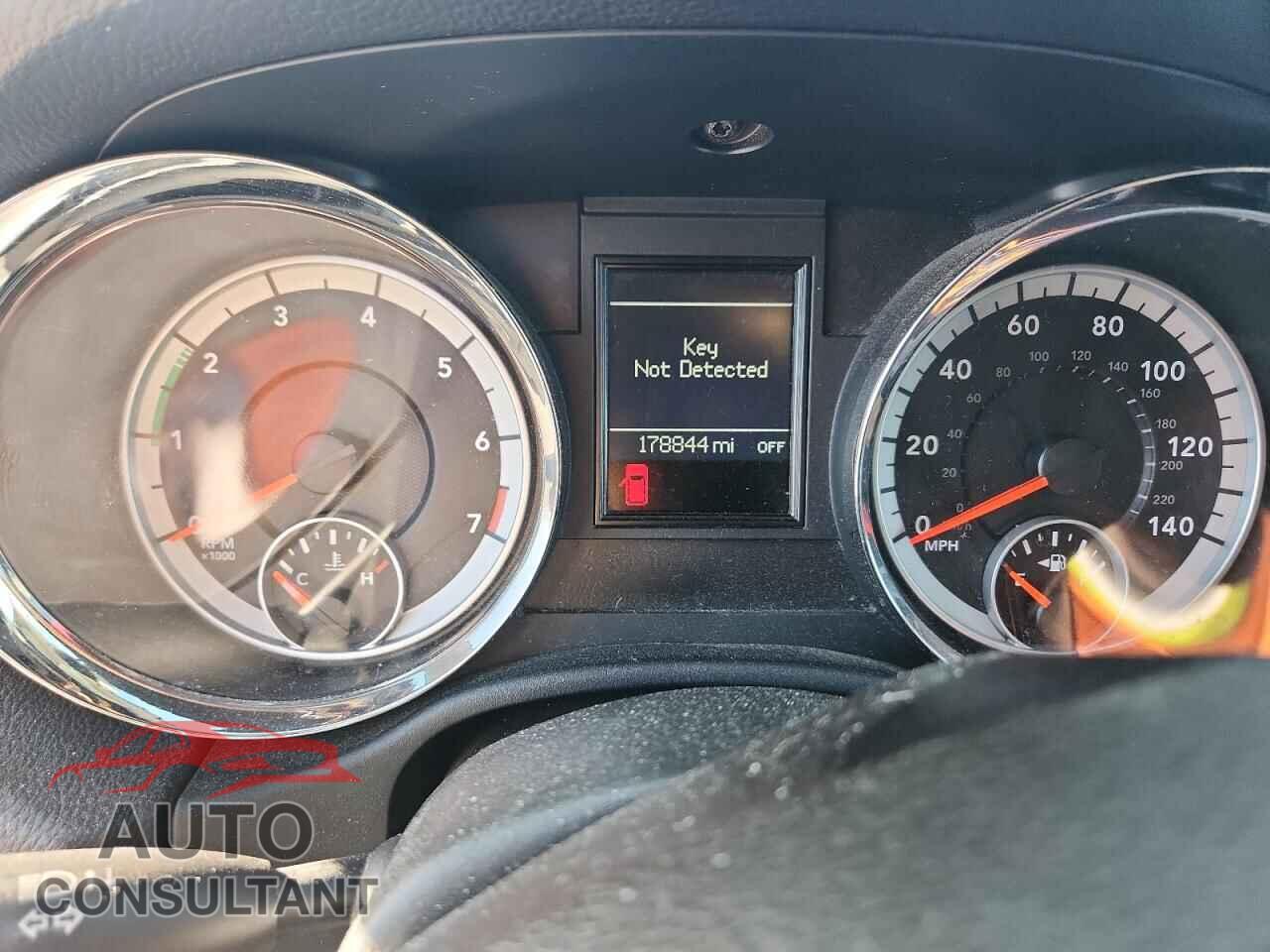 DODGE DURANGO 2013 - 1C4RDJEG6DC637812