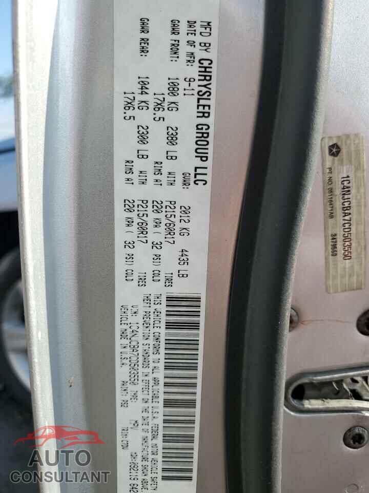 JEEP COMPASS 2012 - 1C4NJCBA7CD503550