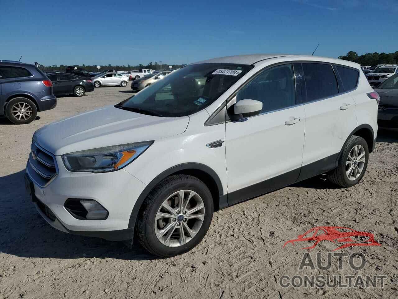 FORD ESCAPE 2017 - 1FMCU0GD6HUB53914